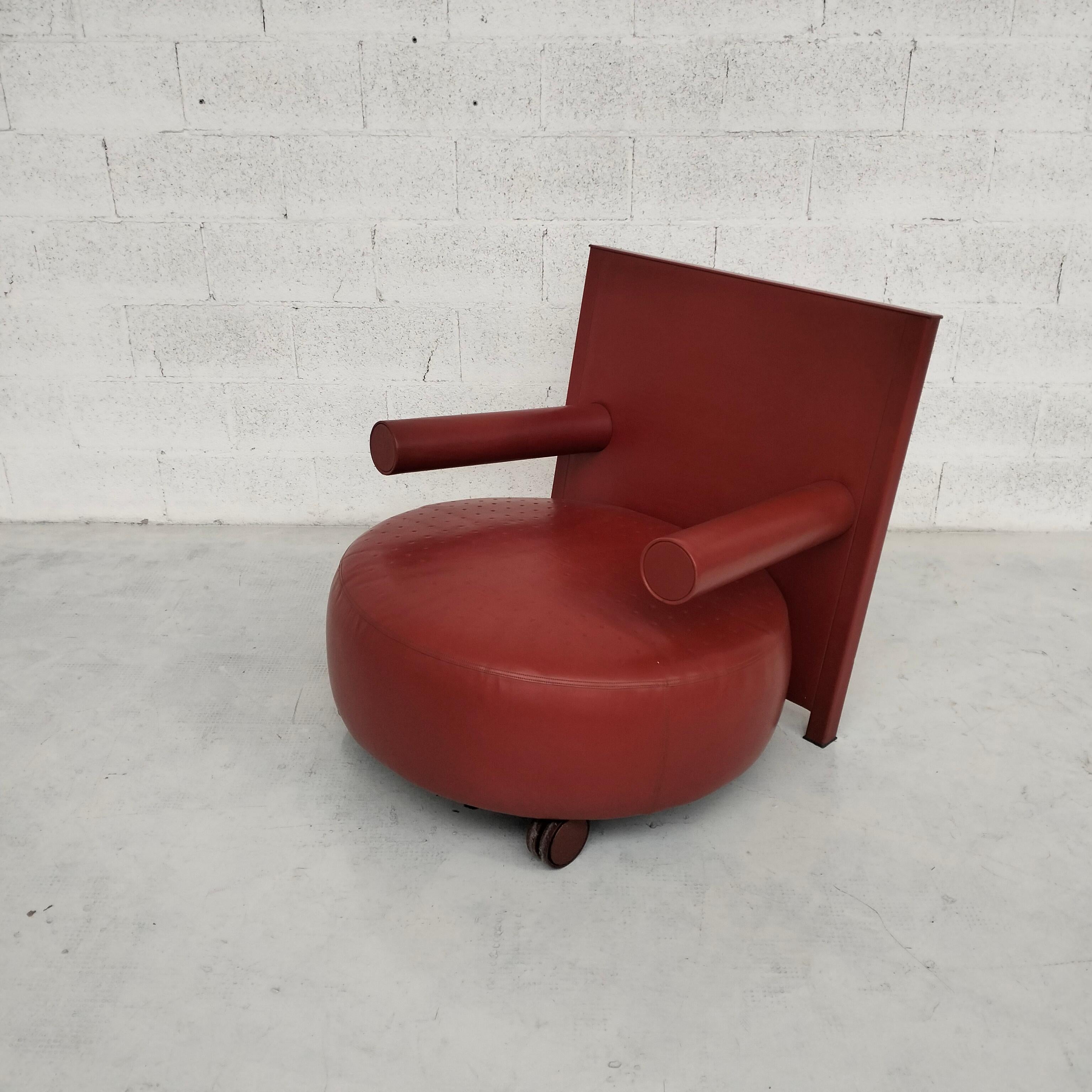 Italian Baisity leather armchair by Antonio Citterio for B&B Italia - 1980’s For Sale