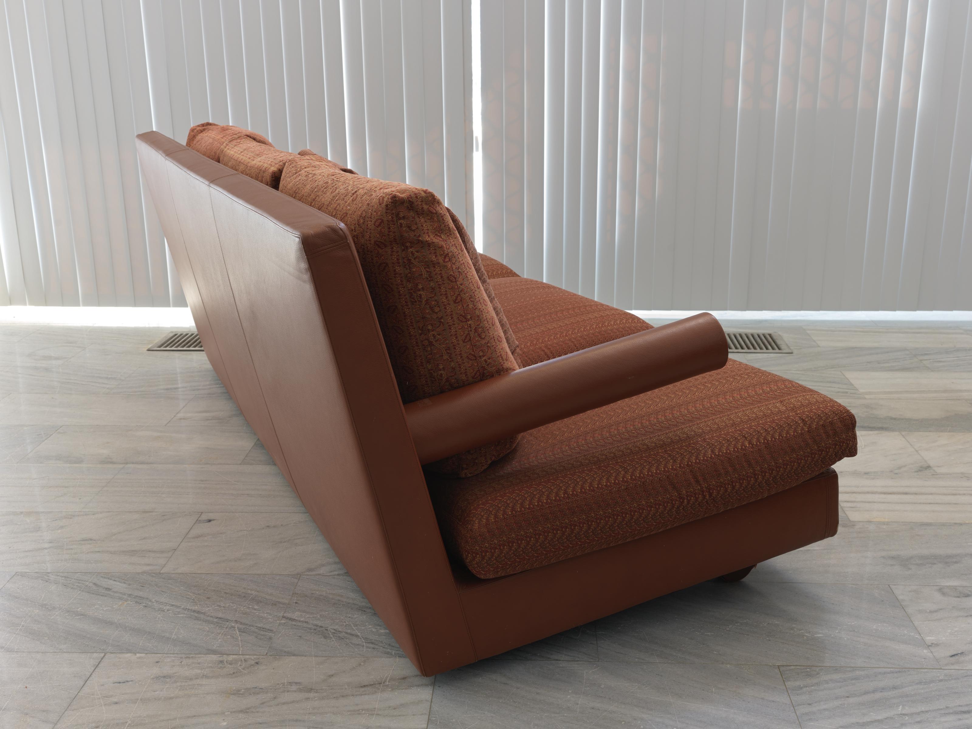 Baisity sofa designed by Antonio Citterio for B&B Italia, 1980s. In Good Condition For Sale In Athens, Attiki