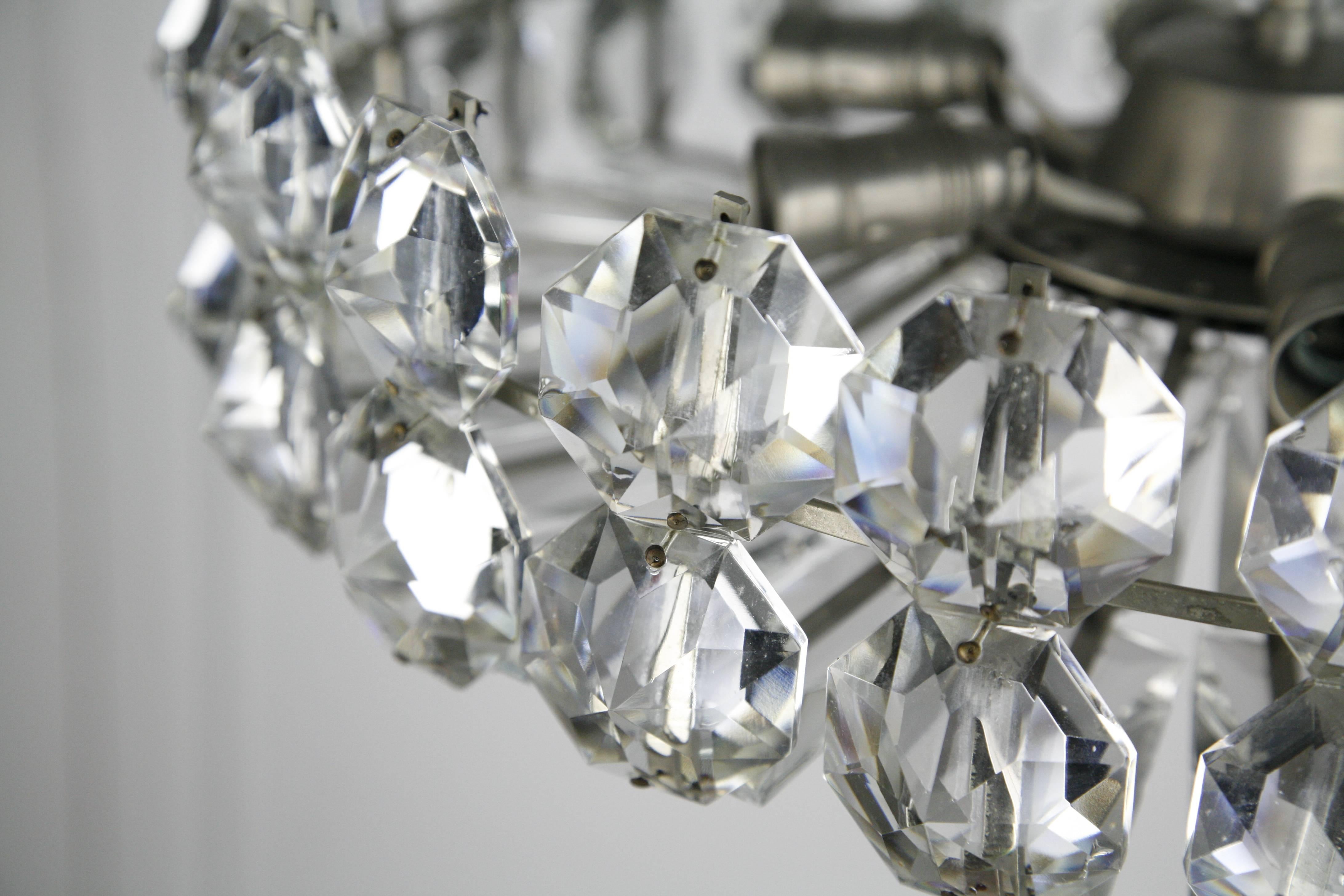 Austrian Bakalowits Chandelier Austria, 1960, Diamond Cut Crystal on a Chrome Frame