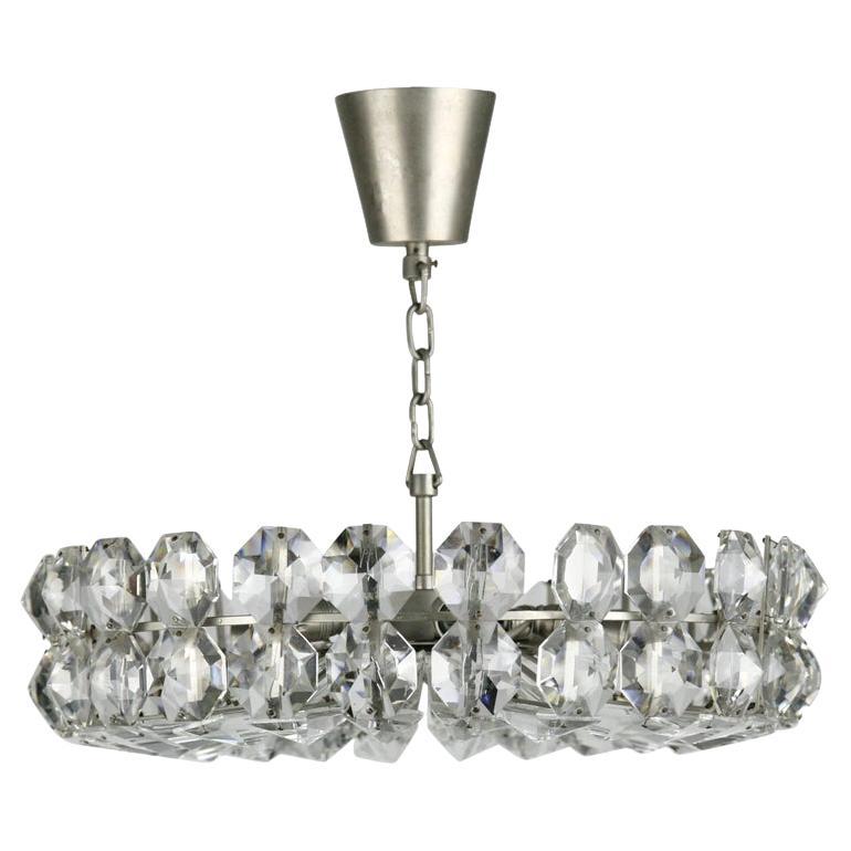 Lustre Bakalowits Autriche, 1960, cristal taillé en diamant sur cadre chromé en vente