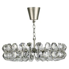 Lustre Bakalowits Autriche, 1960, cristal taillé en diamant sur cadre chromé