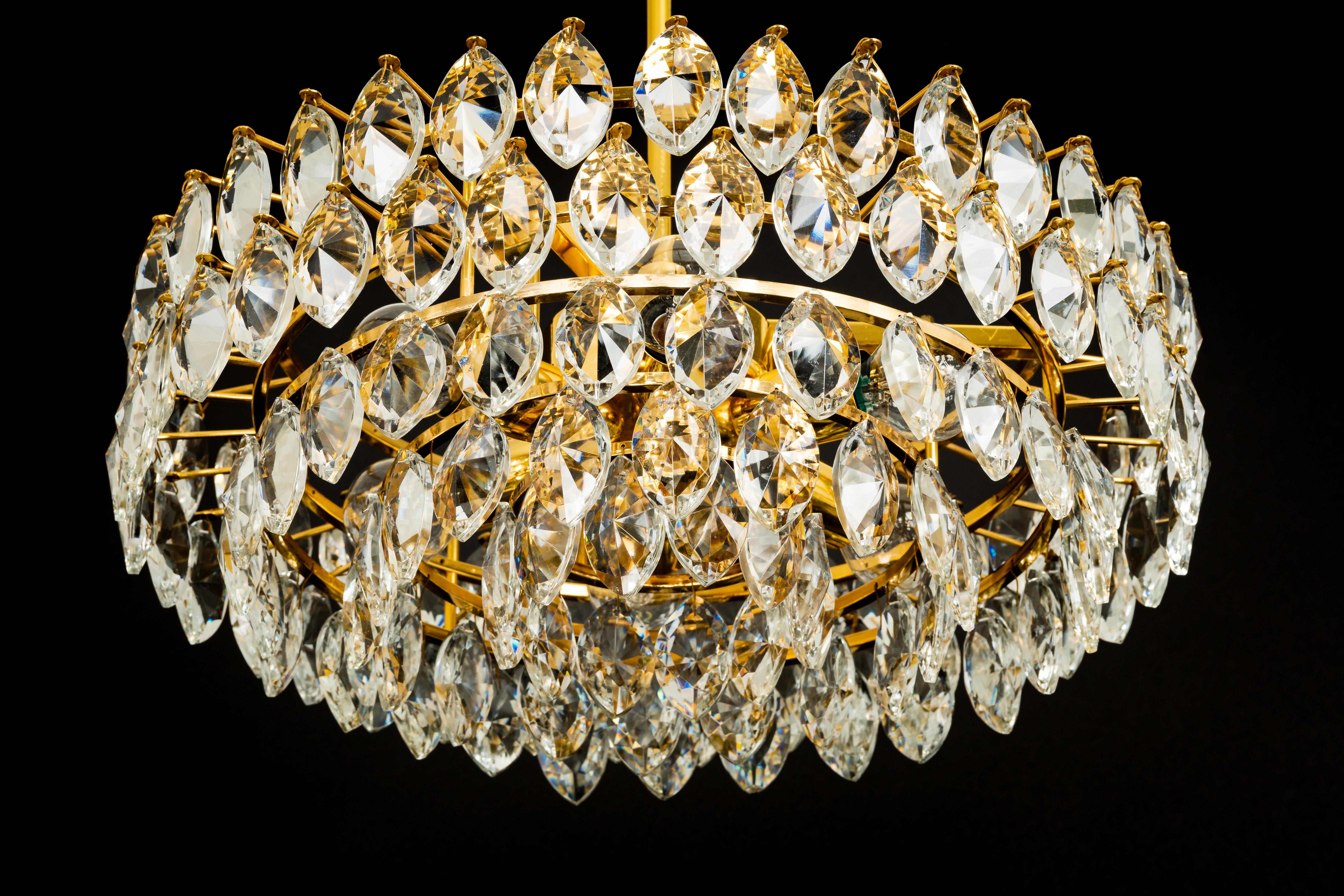 Bakalowits Chandelier Brass and Crystal Glass, Austria, 1960s For Sale 5