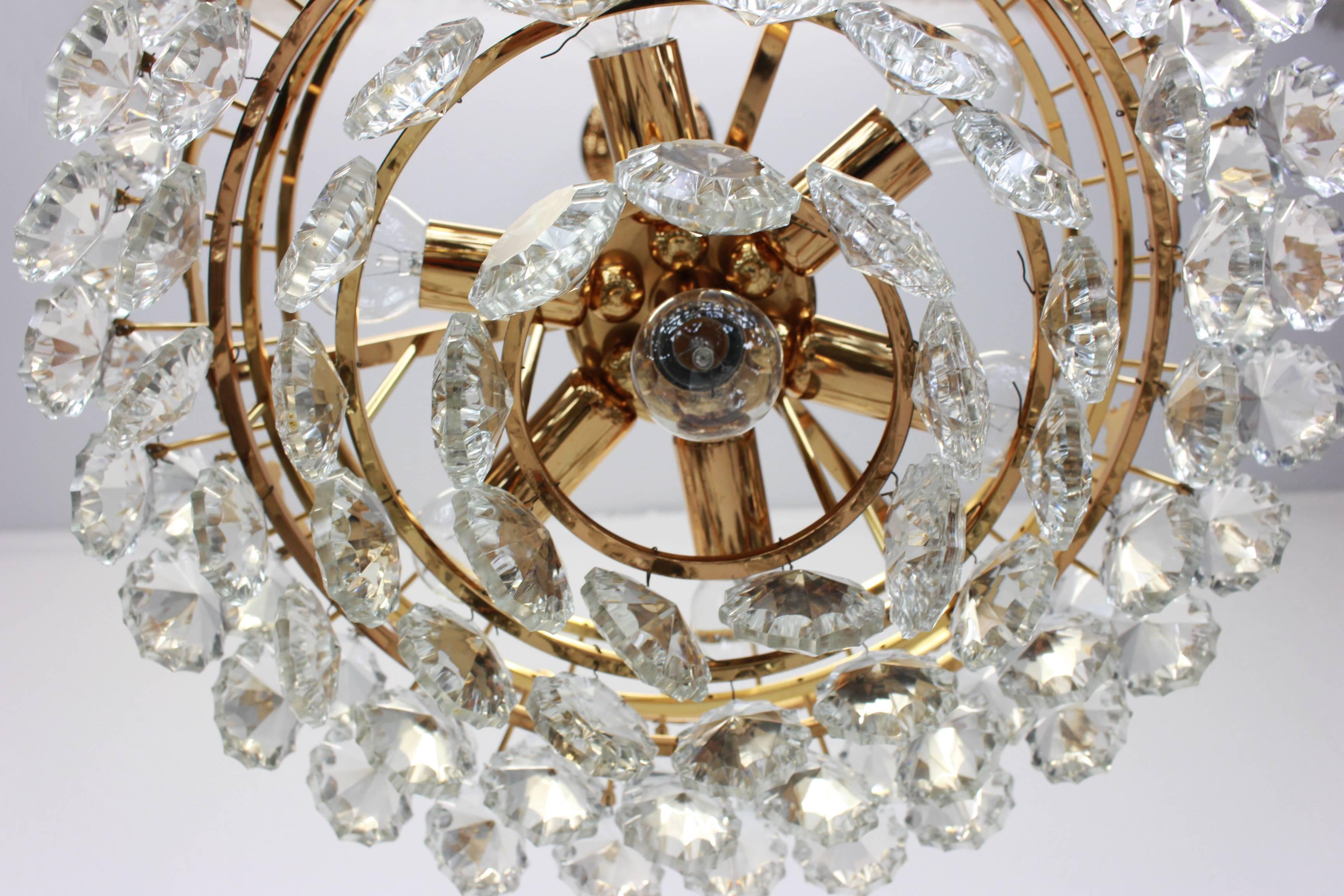 Bakalowits Chandelier, Brass and Crystal Glass, Austria, 1960s For Sale 1