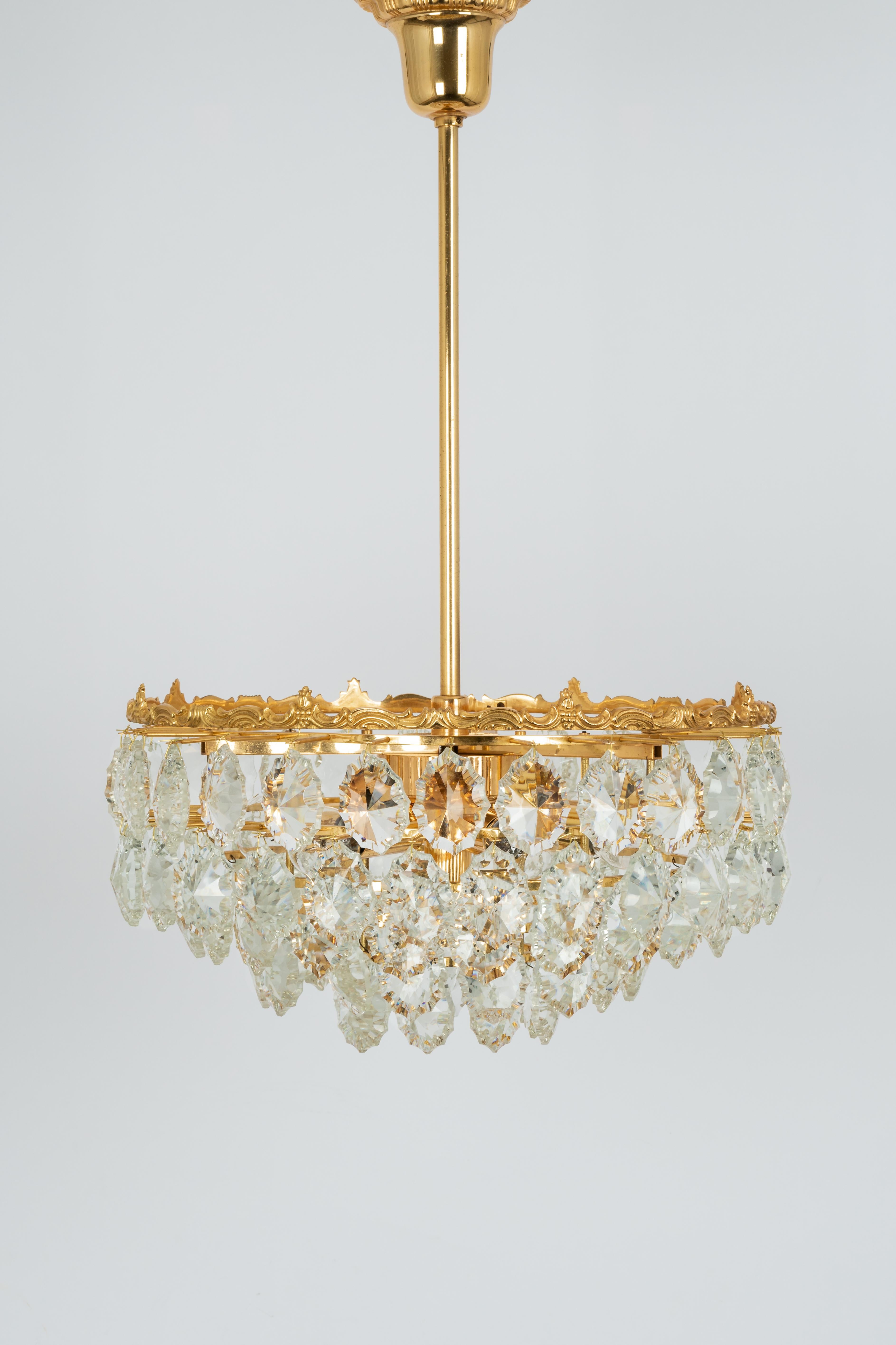 Bakalowits Chandelier, Brass and Crystal Glass, Austria, 1960s For Sale 3