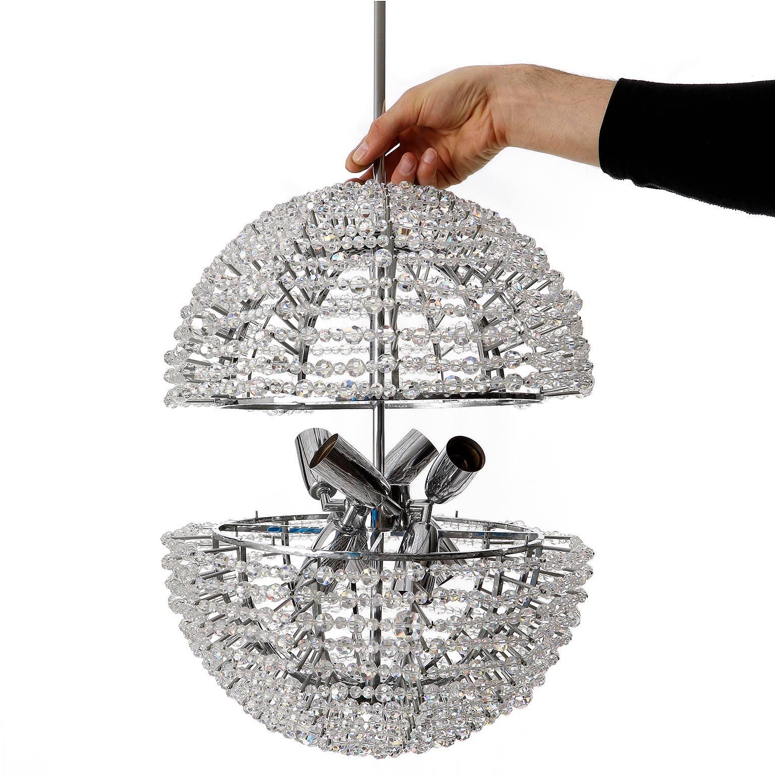 Ottone Uno dei due lampadari Bakalowits 'Supernova', vetro cristallo nichel, anni '60 in vendita