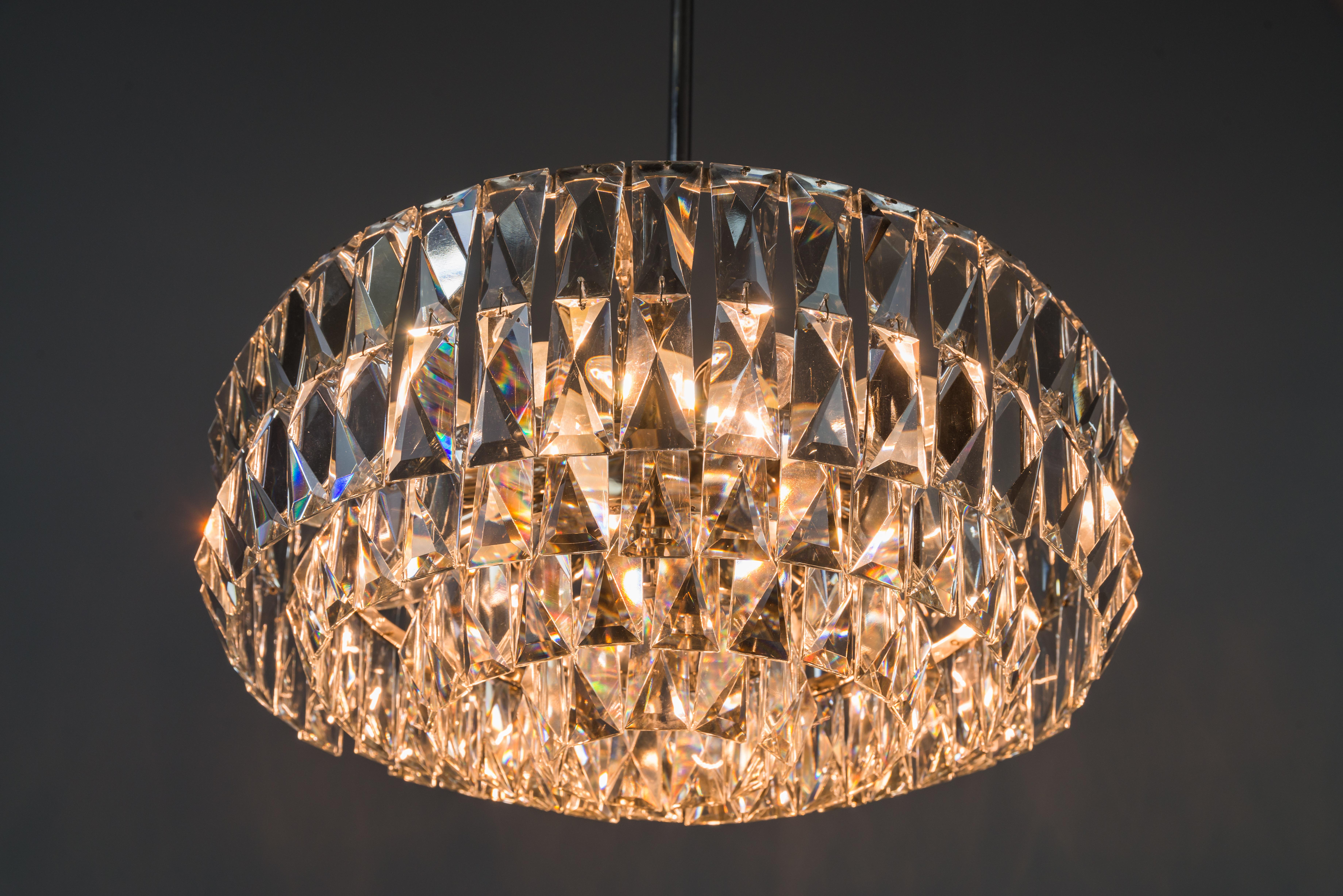 Bakalowits Crystal Chandelier, circa 1960s For Sale 1