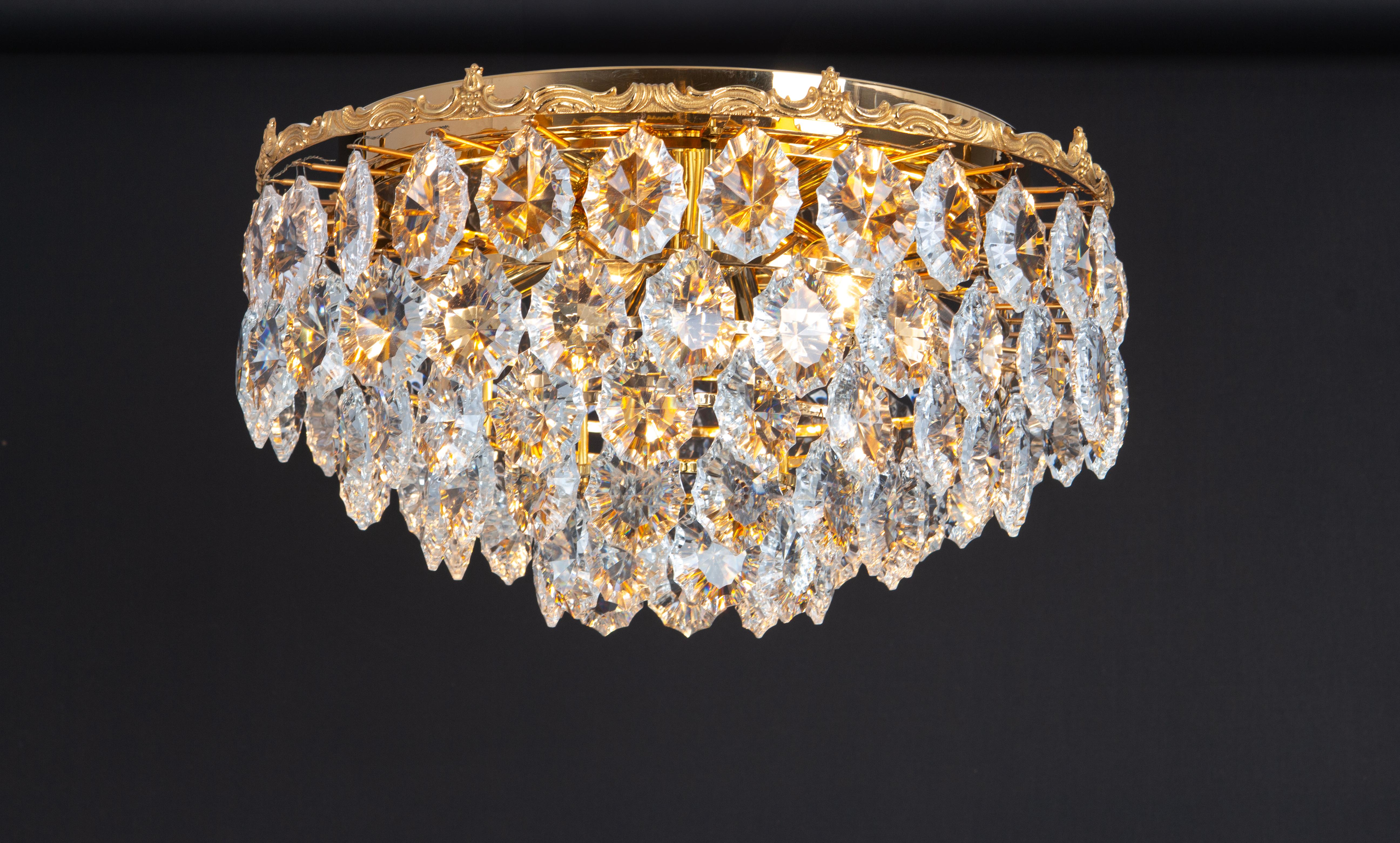 Bakalowits Flush mount light, Brass and Crystal Glass, Austria, 1960s For Sale 2