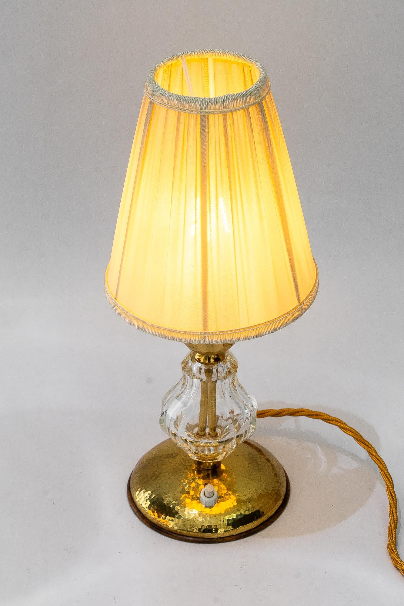 Lampe de table en verre Bakalowits avec abat-jour en tissu vienne vers 1950 Bon état - En vente à Wien, AT