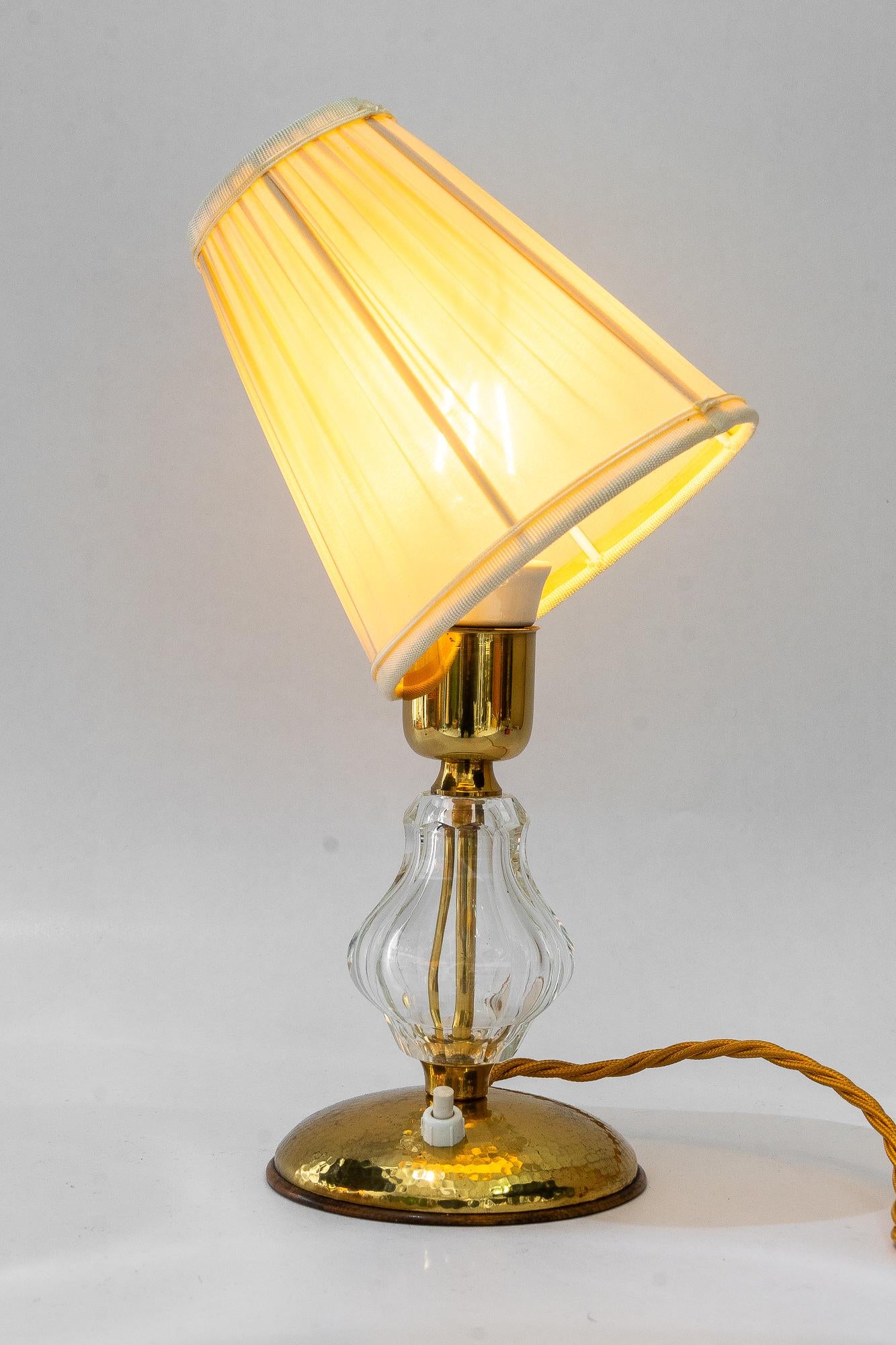 Lampe de table en verre Bakalowits avec abat-jour en tissu vienne vers 1950 en vente 2