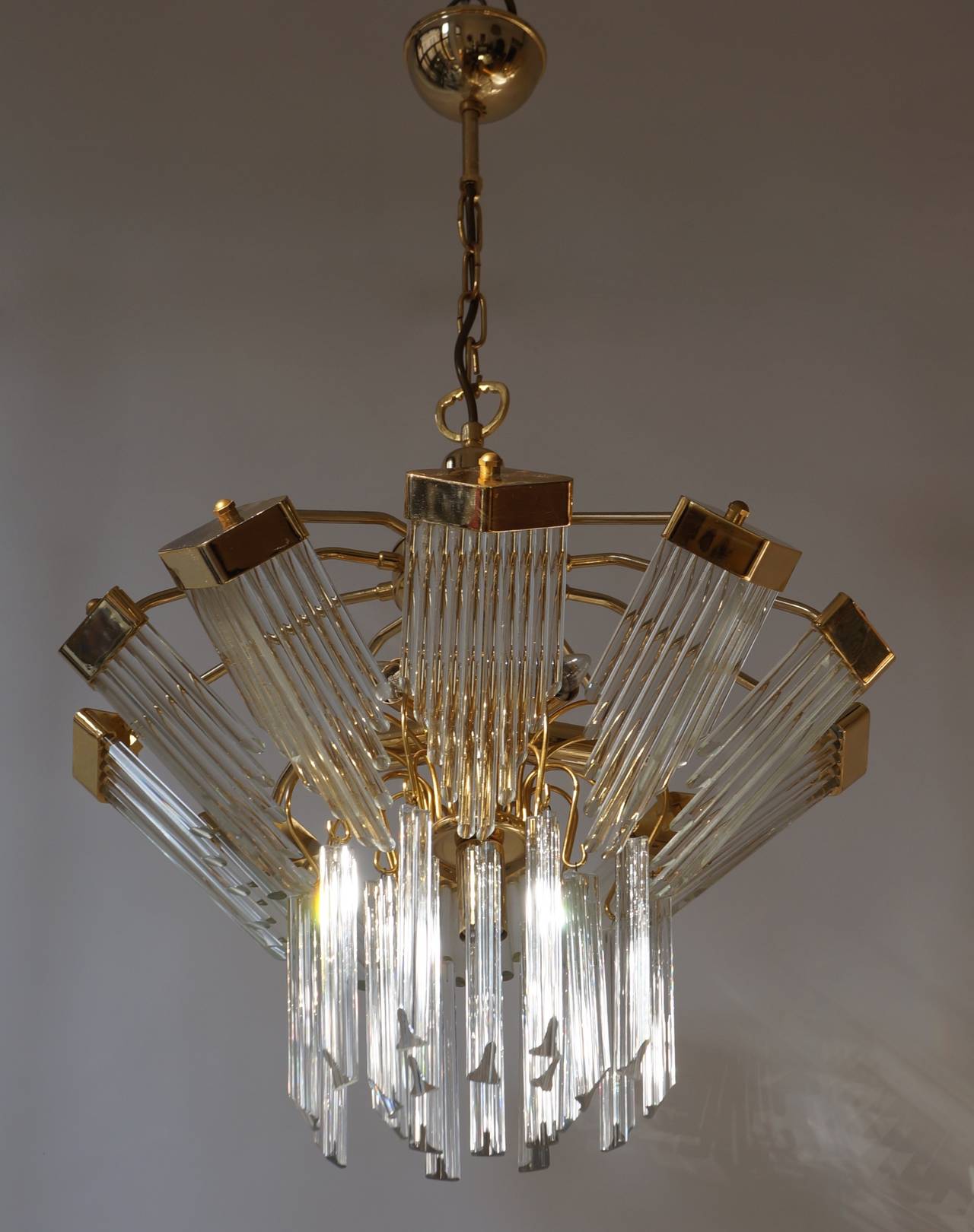 Bakalowits-Kronleuchter aus vergoldetem Kristall (20. Jahrhundert) im Angebot