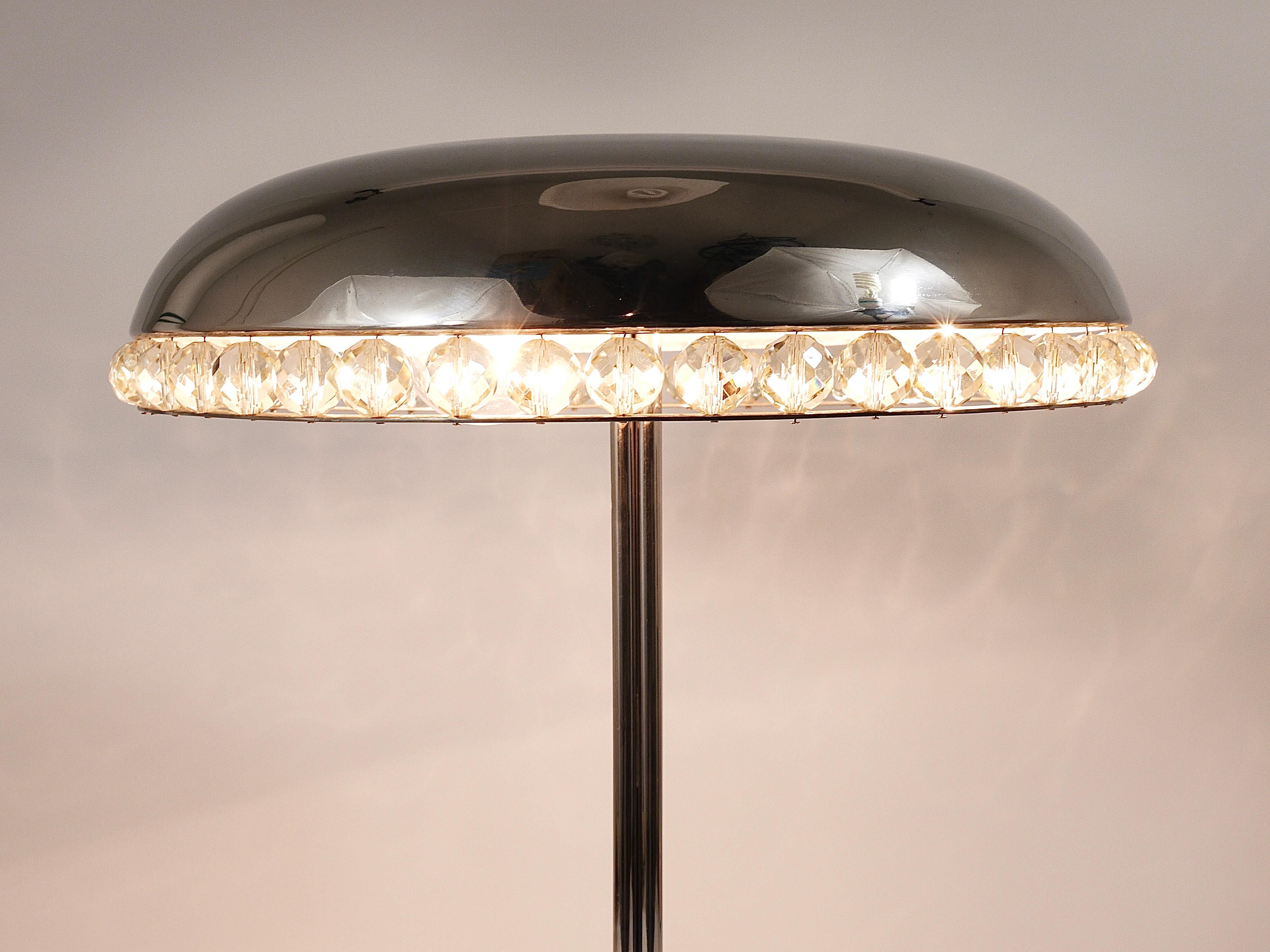 Facetté Bakalowits Vienna Nickel & Crystal Mushroom Table Desk Side Lamp, Autriche, années 1950 en vente