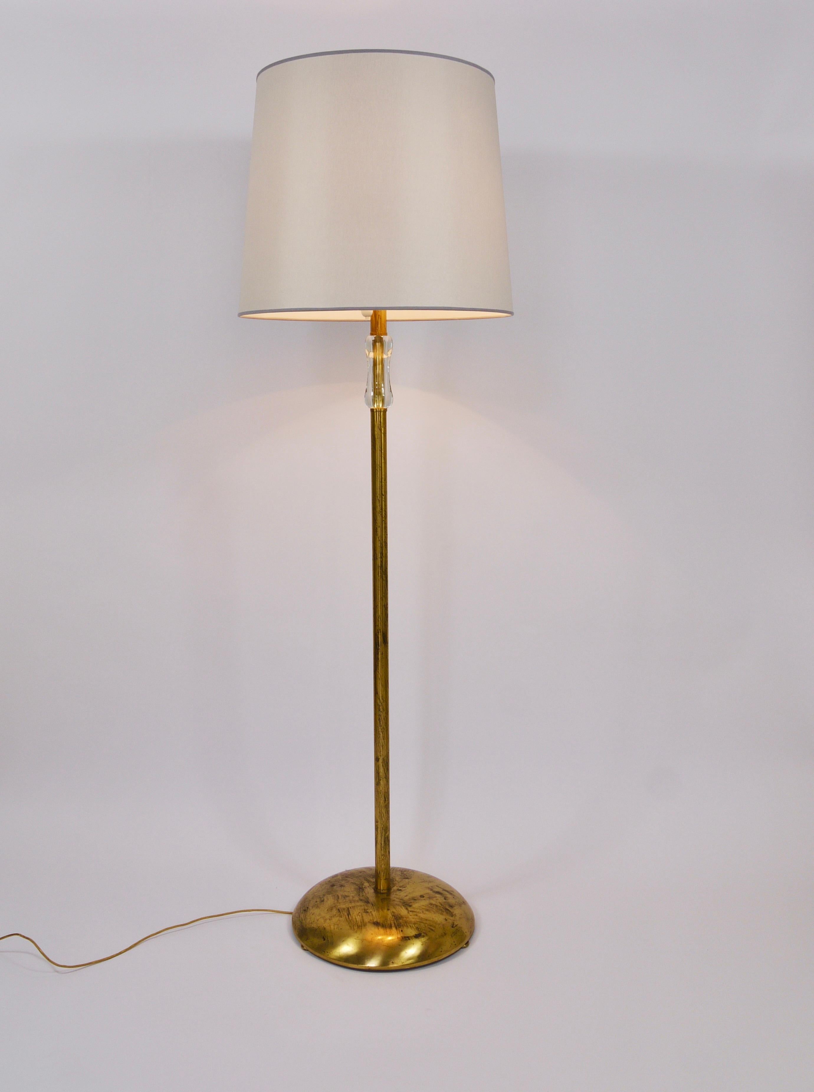 Bakalowits Viena Lámpara de pie de latón macizo con asa de cristal, Austria, años 50 en venta 7