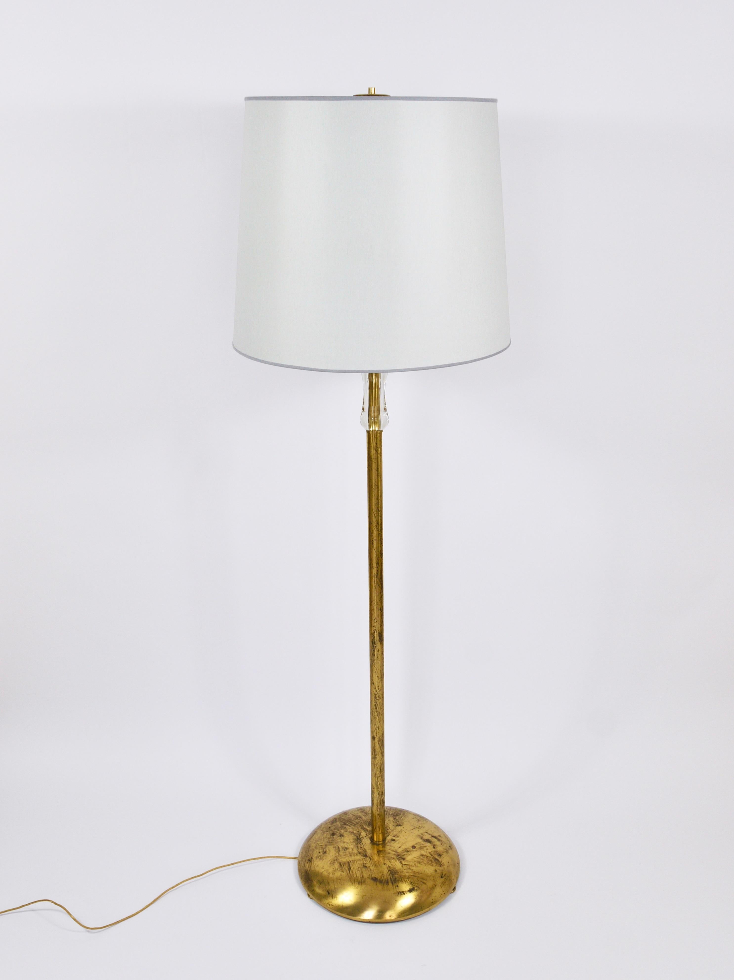 Bakalowits Viena Lámpara de pie de latón macizo con asa de cristal, Austria, años 50 Latón en venta