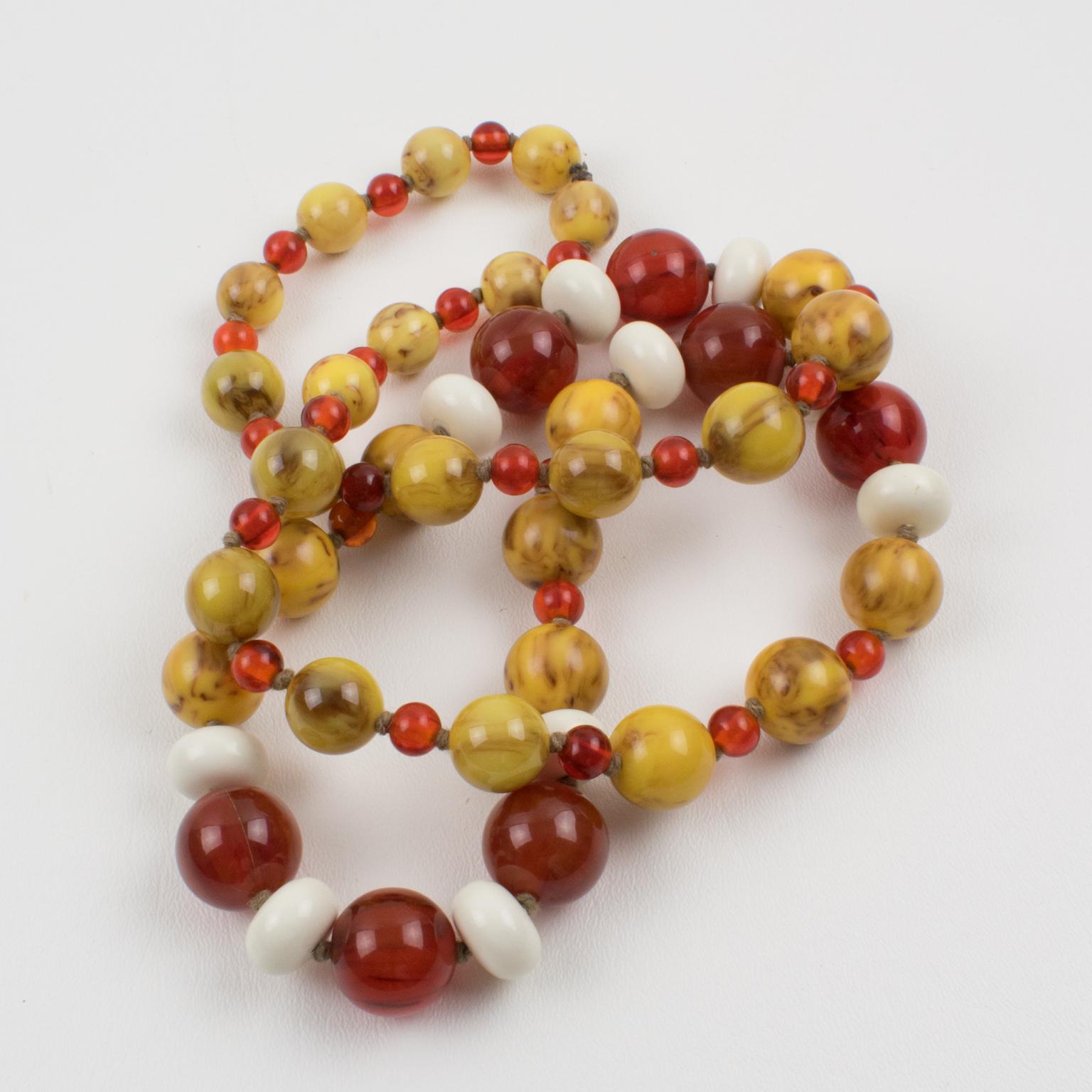 Collana extra-lunga in bachelite e lucite marrone cacao, beige e ambra 2