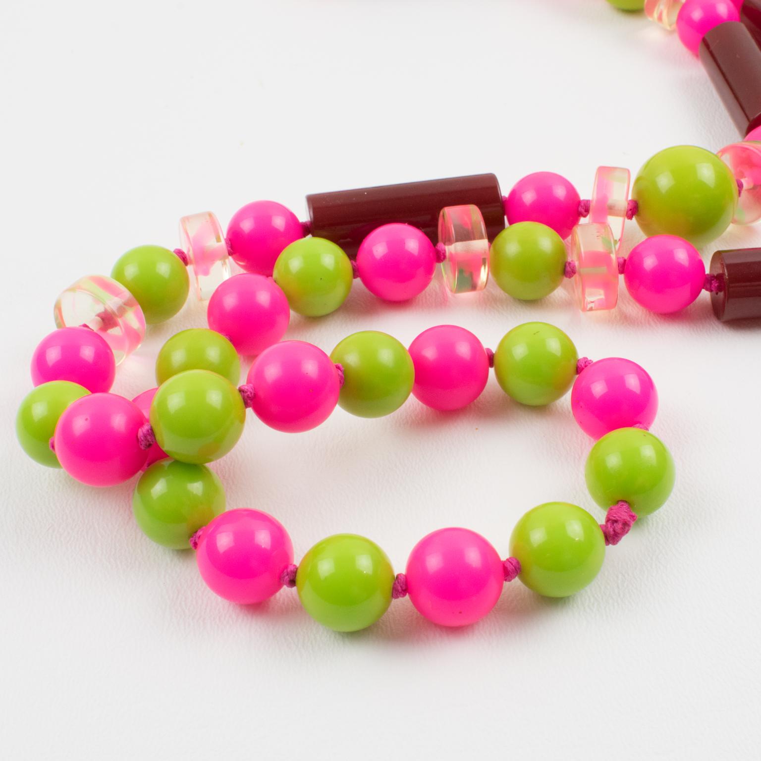Bakelite and Lucite Extra Long Necklace Burgundy, Hot Pink, Apple Green Beads For Sale 3