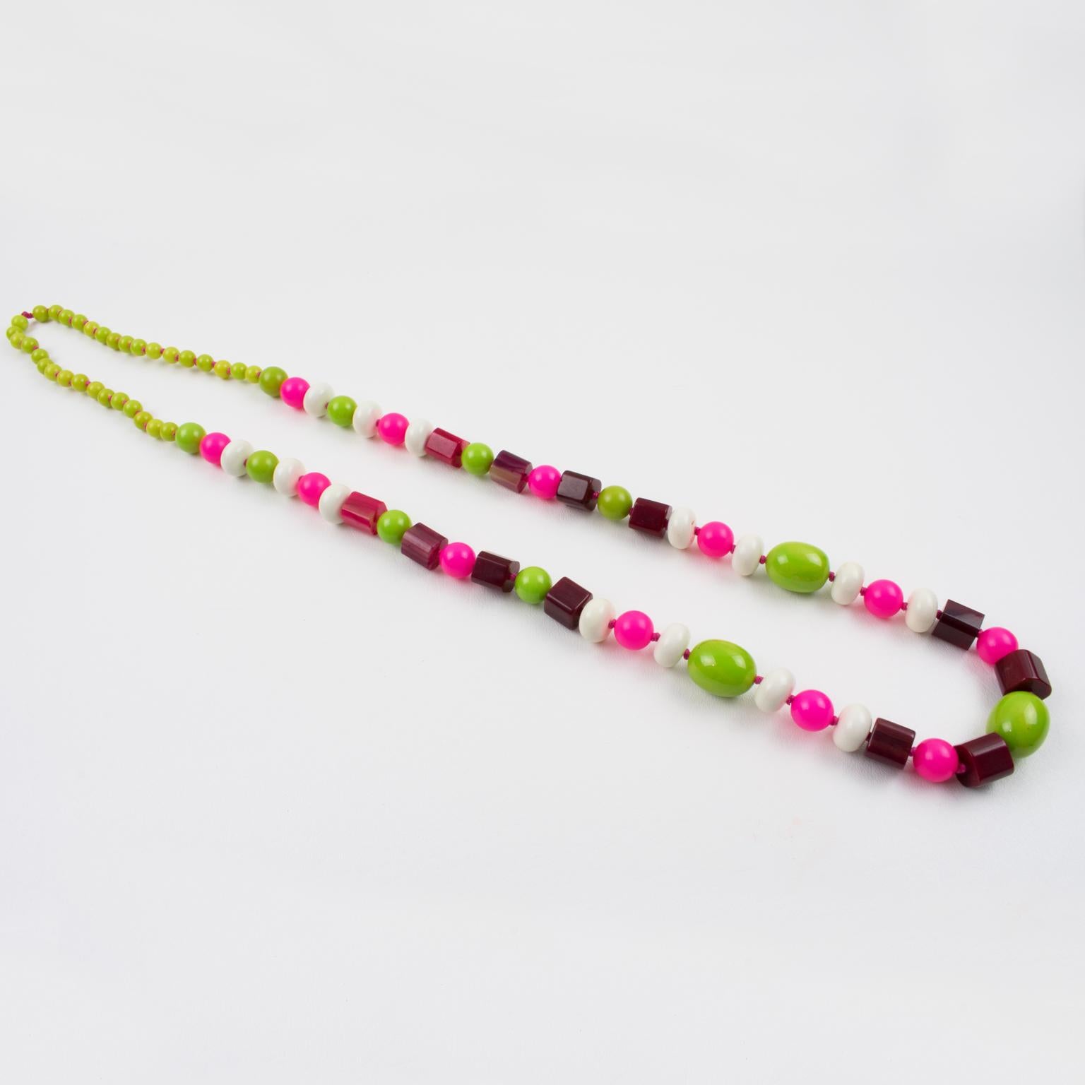 Bakelite and Lucite Long Necklace White, Hot Pink, Apple Green Beads In Excellent Condition For Sale In Atlanta, GA
