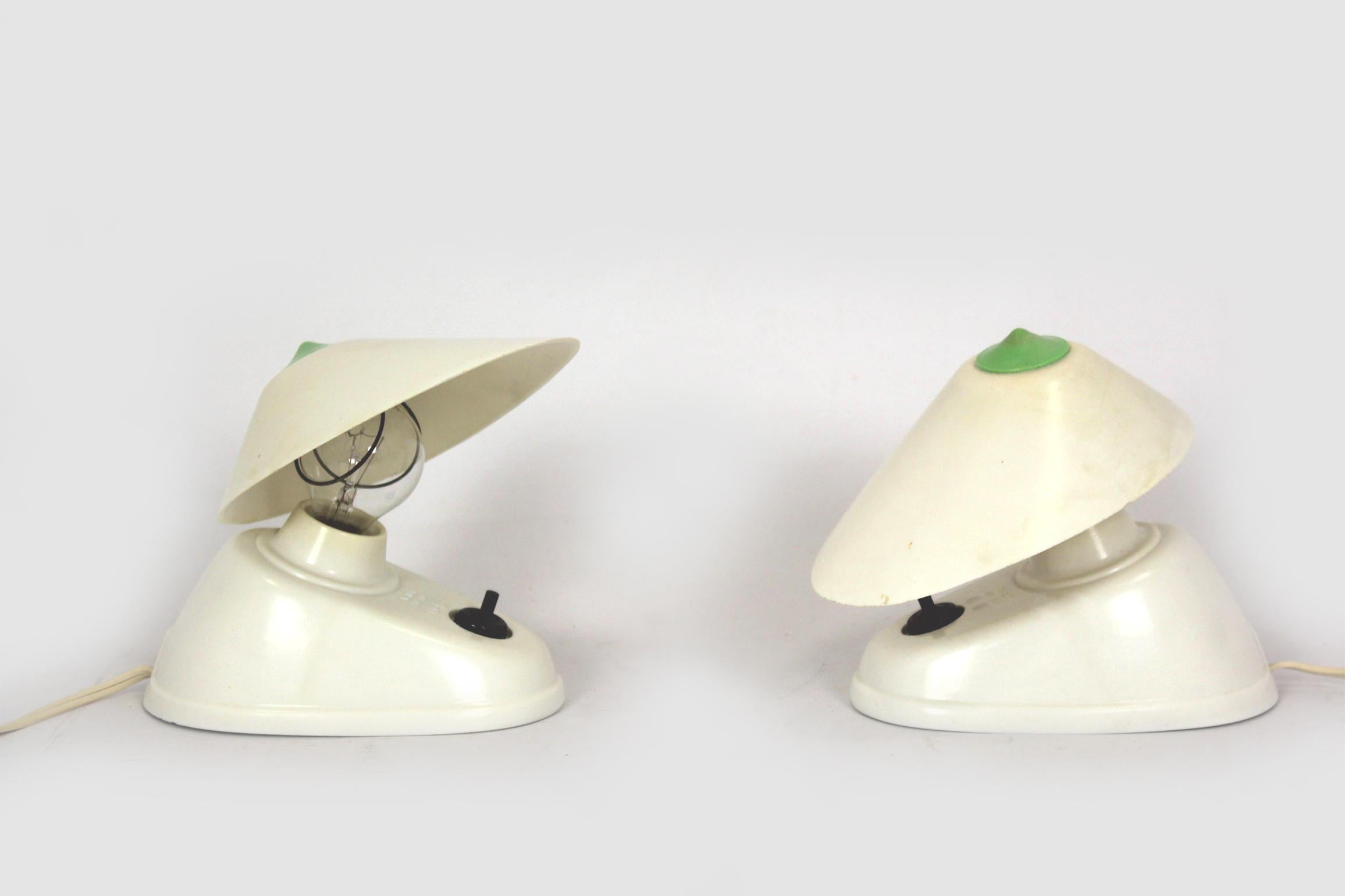 Bakelite Bauhaus Table Lamps from ESC, 1940s, Set of 2 In Good Condition For Sale In Żory, PL