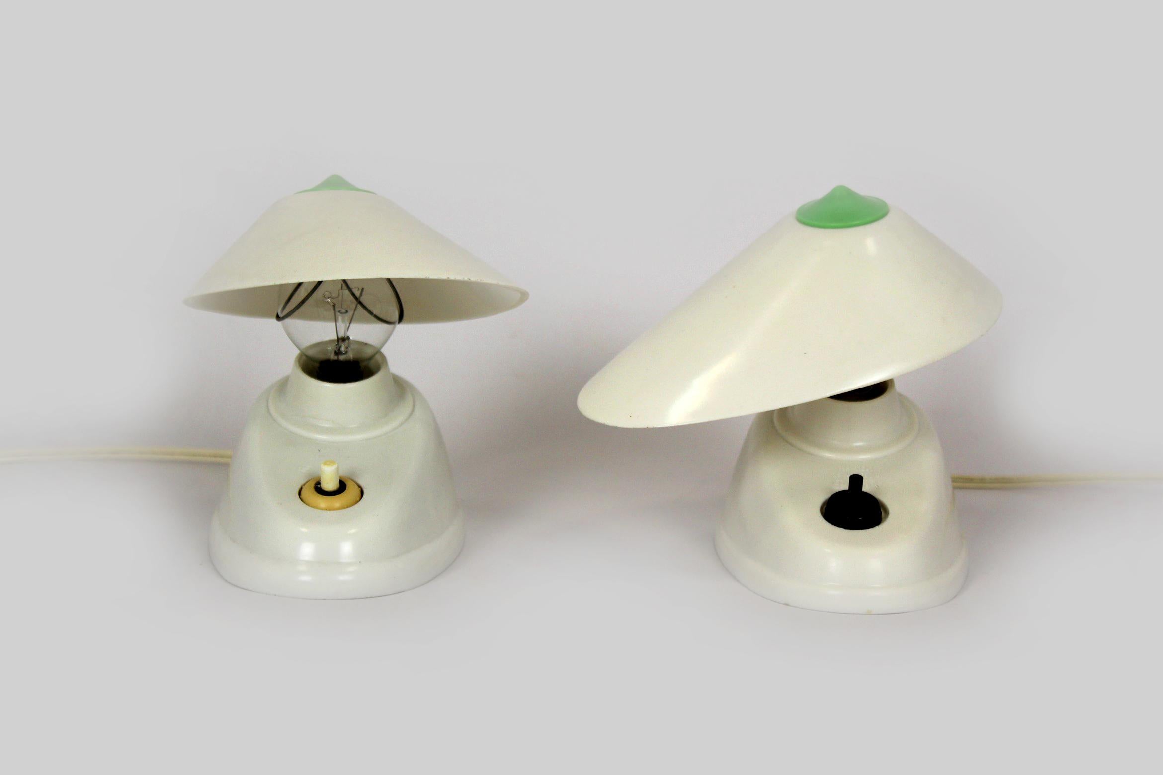 Bakelite Bauhaus Table Lamps from ESC, 1940s, Set of 2 For Sale 3