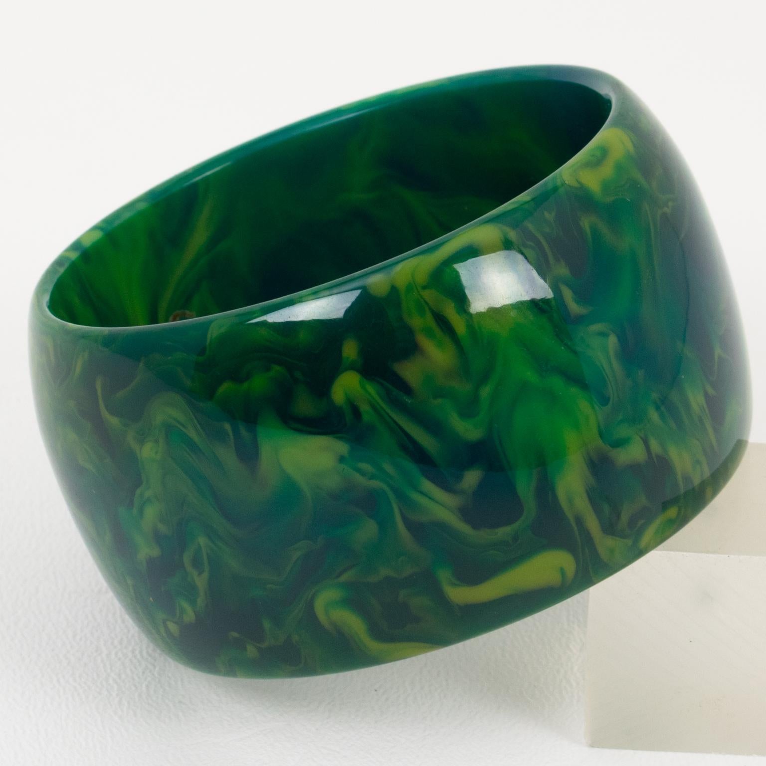 Bakelite Blue-Moon Bangle Bracelet In Excellent Condition In Atlanta, GA