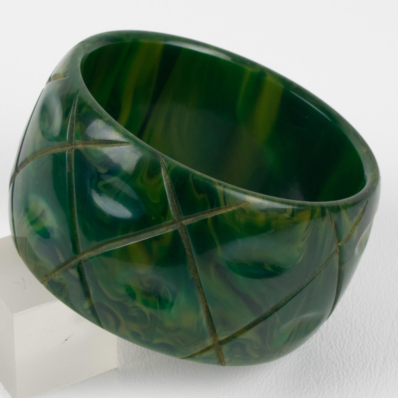 Pulsera de baquelita Brazalete Luna azul con talla en venta 3