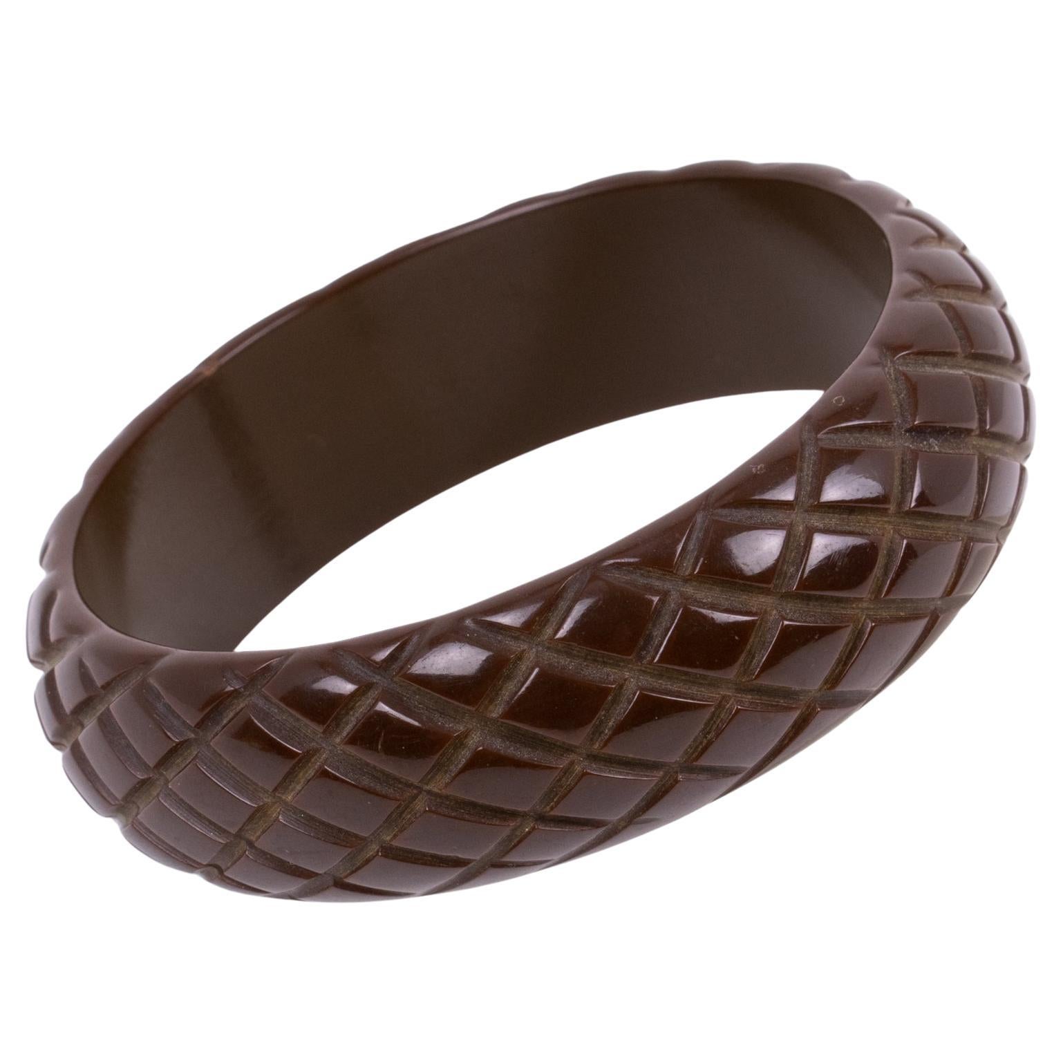 Bakelite Bracelet Bangle Cocoa Brown with Pineapple Carving For Sale