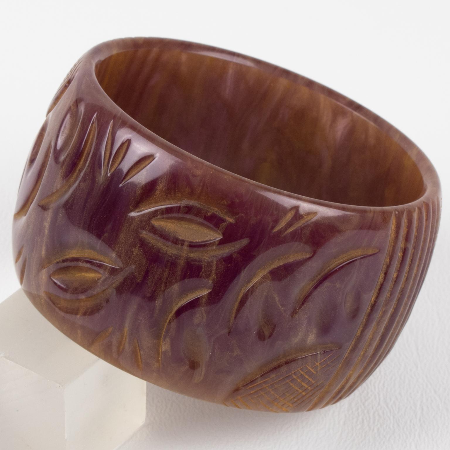 Bracciale Bangle in bachelite con polvere di stelle viola e intaglio in vendita 3