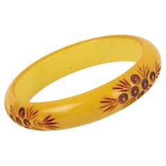 Bakelite Bracelet Bangle Yellow Creamed Corn with Carved Red Flowers