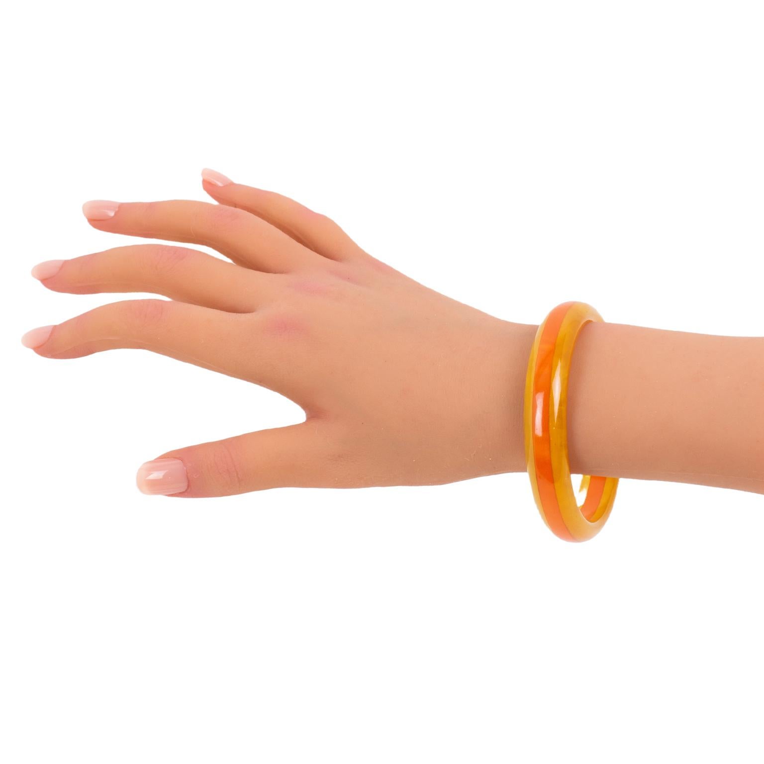 Bakelite Bracelet Laminated Bangle Yellow and Orange Marble For Sale 3