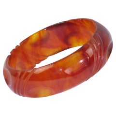 Bakelite Carved Bracelet Bangle in Red Tea Amber Marble Color