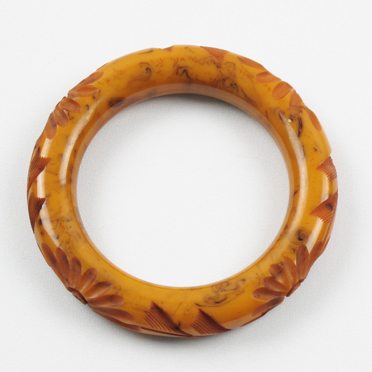 Bracciale Bangle in bachelite intagliato Sidro di mele arancione e marmo nero in vendita 3