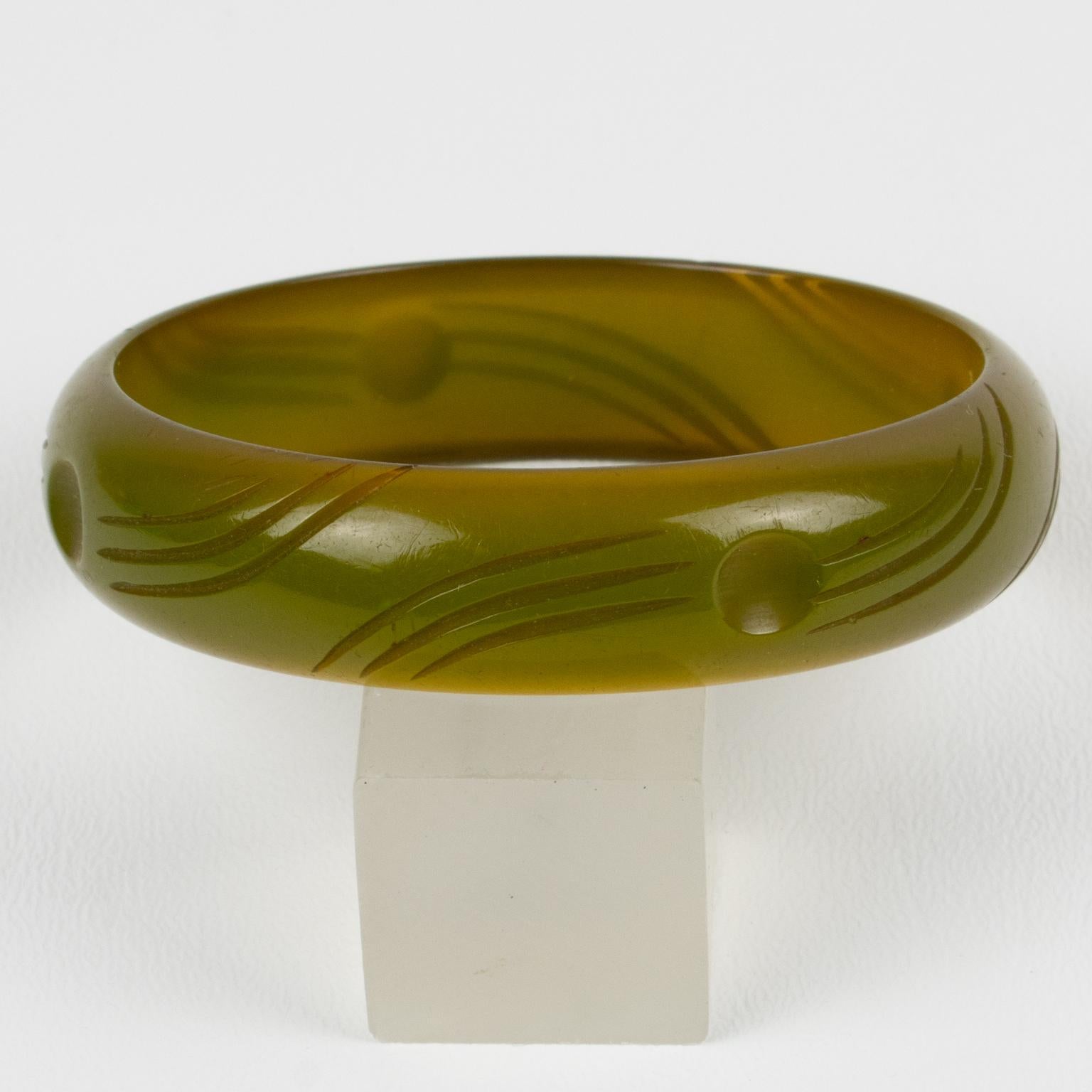 Art Deco Bakelite Carved Bracelet Bangle Translucent Asparagus Green For Sale