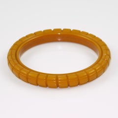 Bakelite Carved Bracelet Bangle Warm Butterscotch