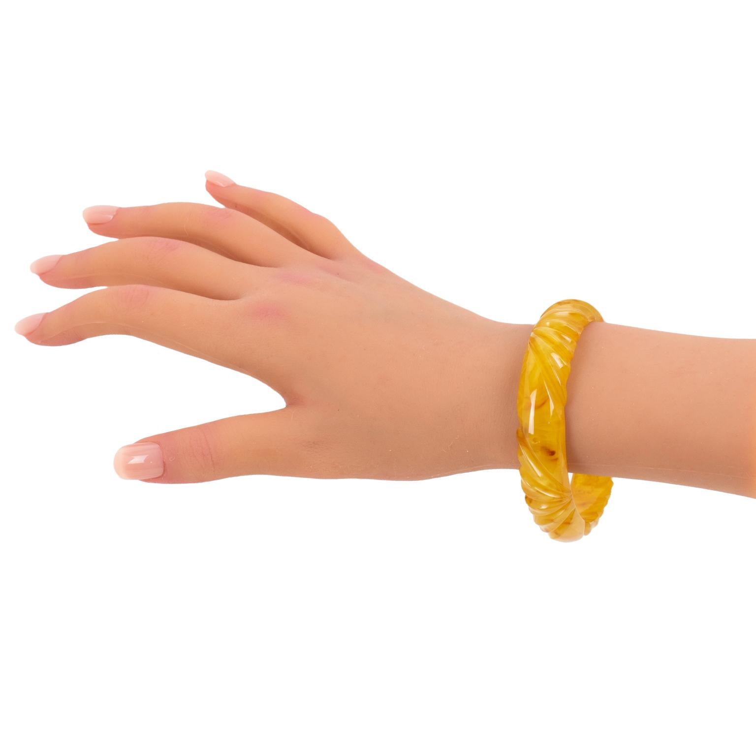 Bakelite Carved Bracelet Bangle Yellow Egg Yolk and Red Wine Marble In Good Condition For Sale In Atlanta, GA