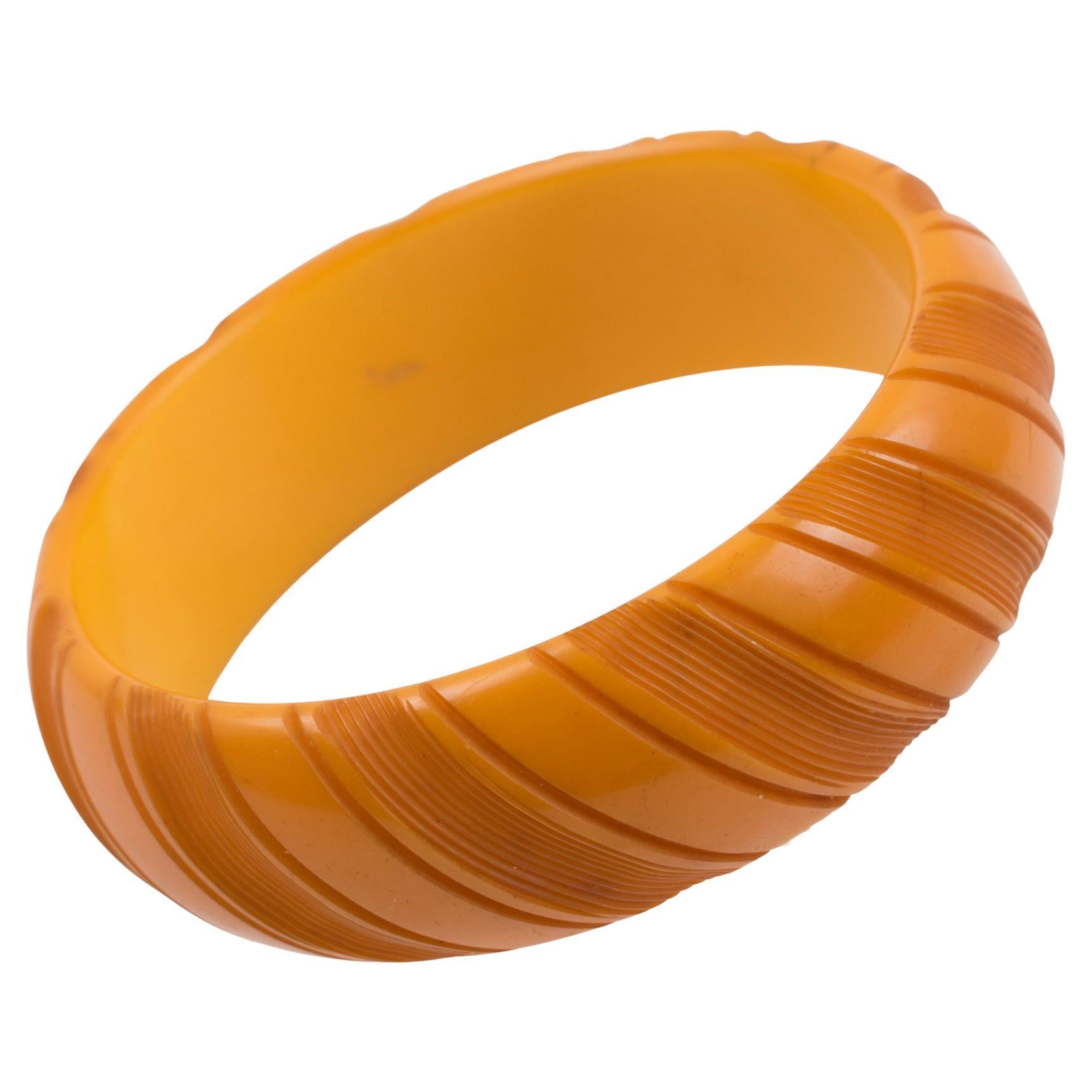 Bakelite Carved Butterscotch Bracelet Bangle, circa 1940