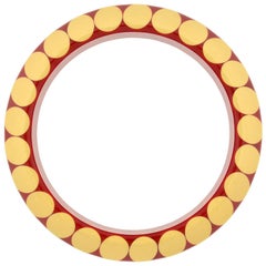 Bracelet en bakélite rouge cerise et maïs crémeux avec motif "nœud papillon"