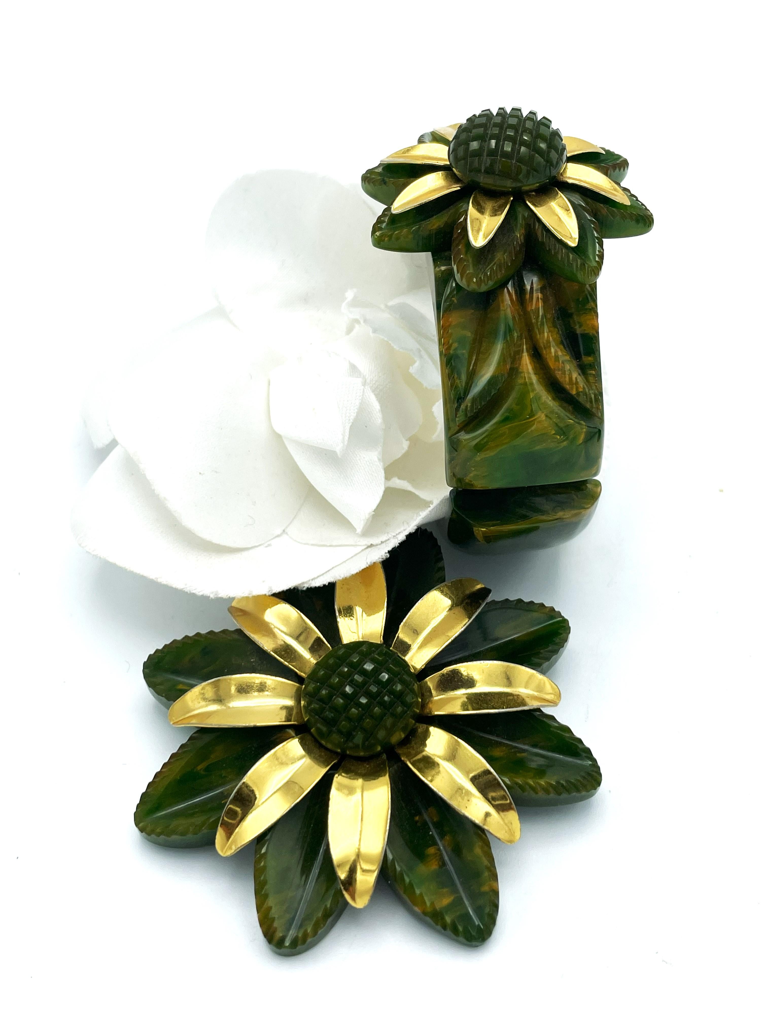Broche/ bangle en bakélite avec une fleur de couleur or, années 1940, États-Unis en vente 6