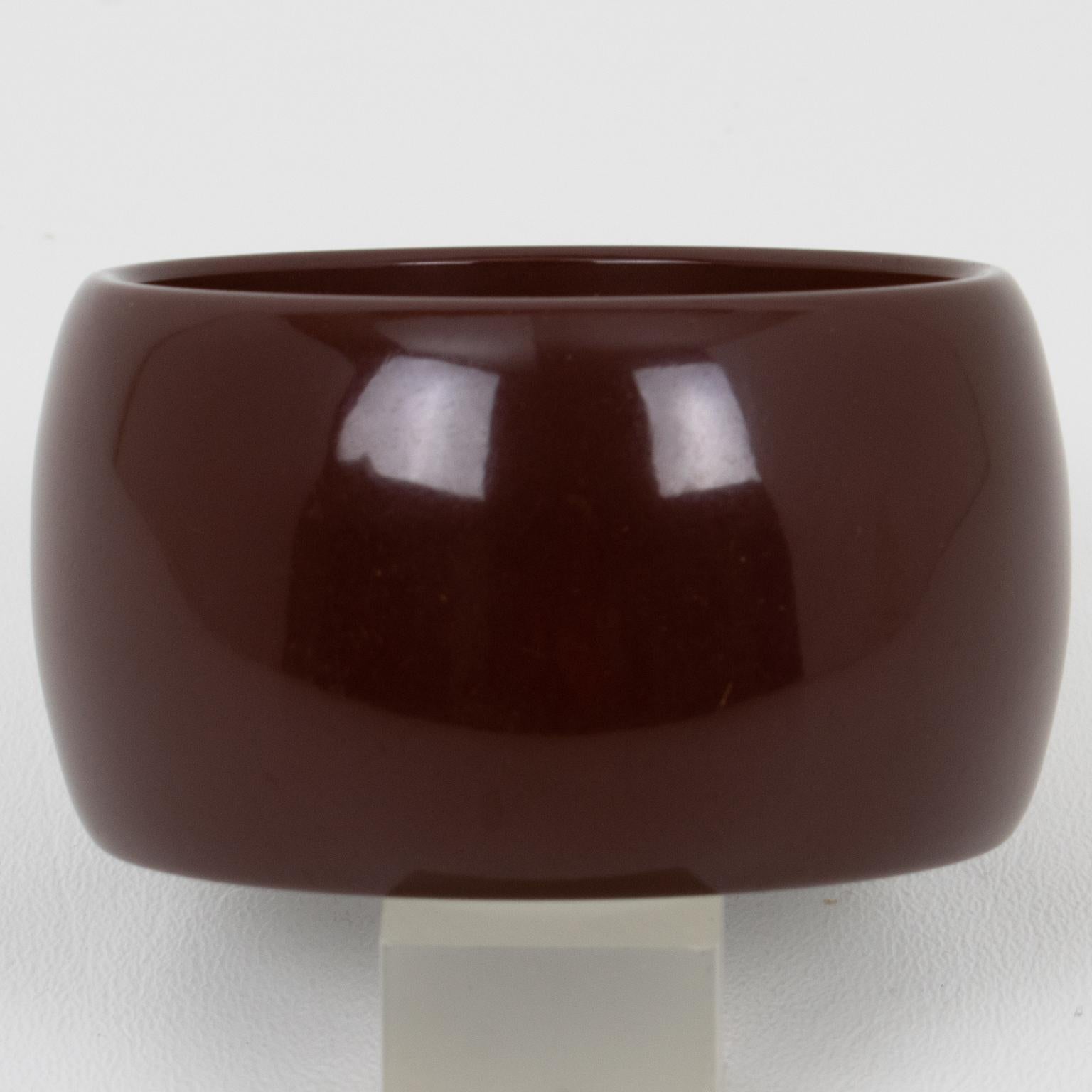 Art déco Bakelite Extra-Wide Bracelet Bangle Merlot Red en vente