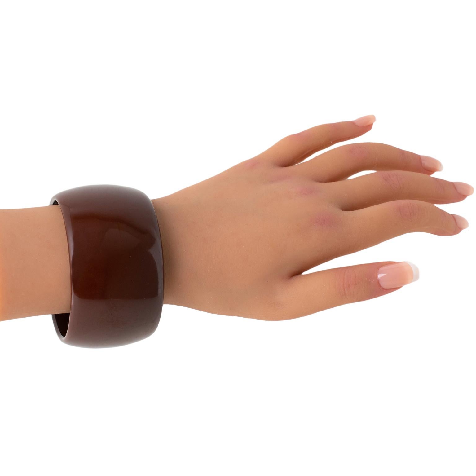 Bakelite Extra-Wide Bracelet Bangle Merlot Red en vente 2