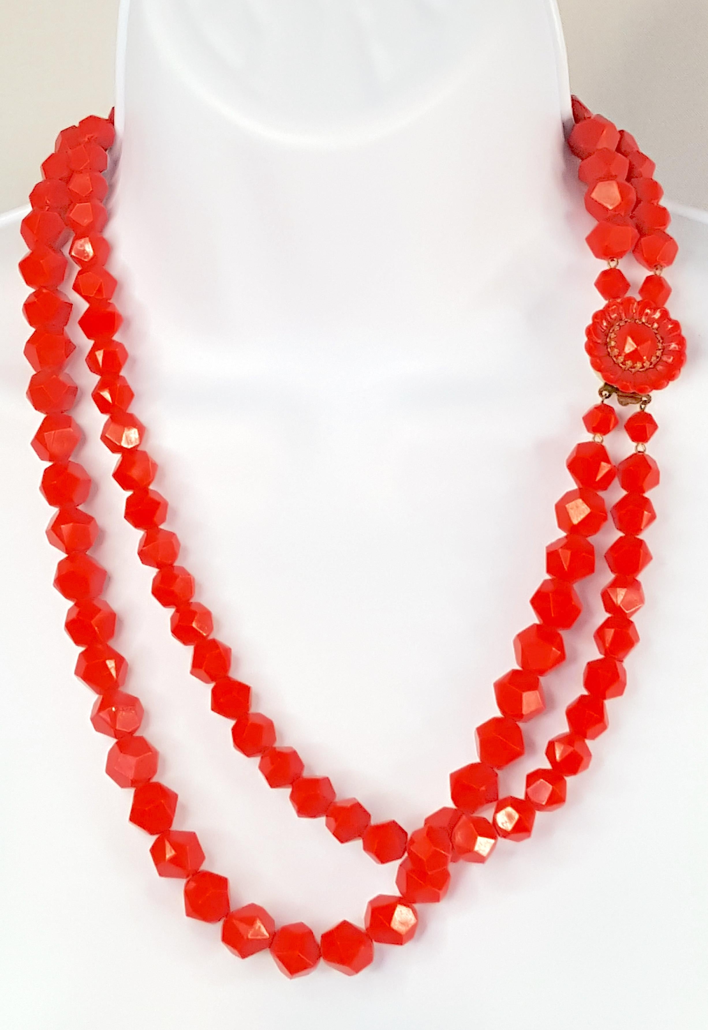 Modern WesternGermany 1950s CherryRed MoldFacetedBead FlowerClasp DoubleStrand Necklace For Sale