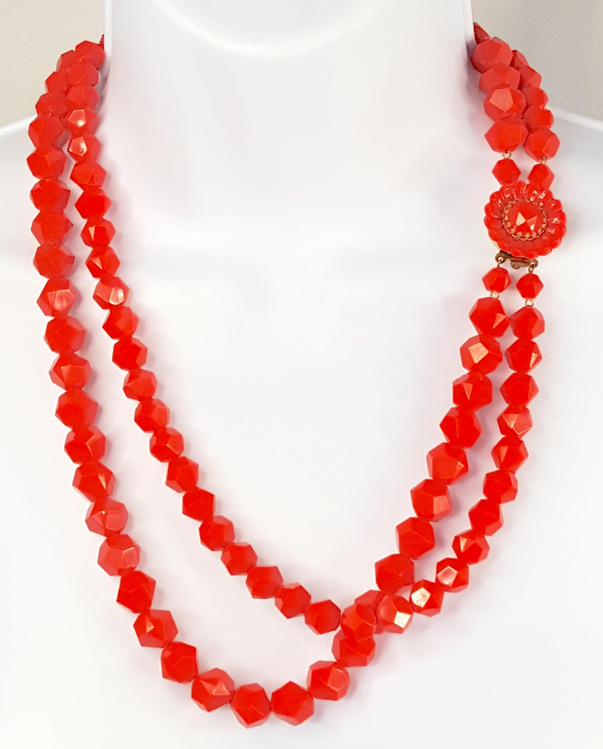 WesternGermany 1950s CherryRed MoldFacetedBead FlowerClasp DoubleStrand Necklace In Good Condition For Sale In Chicago, IL