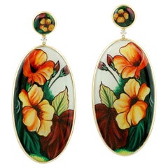 Orecchini pendenti in bachelite dipinti a mano in oro giallo 18k con diamanti