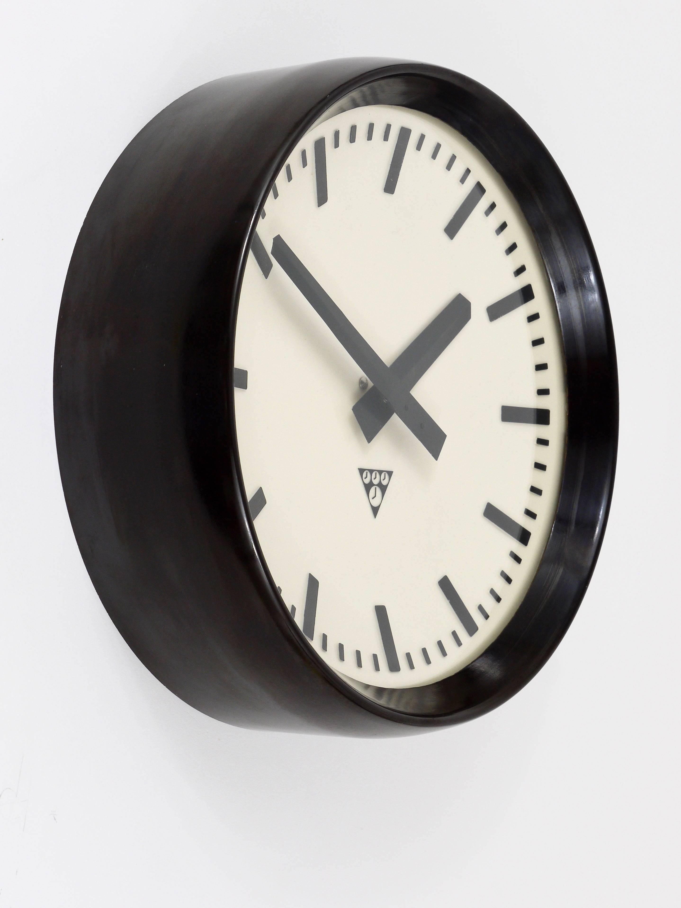 1940s wall clock