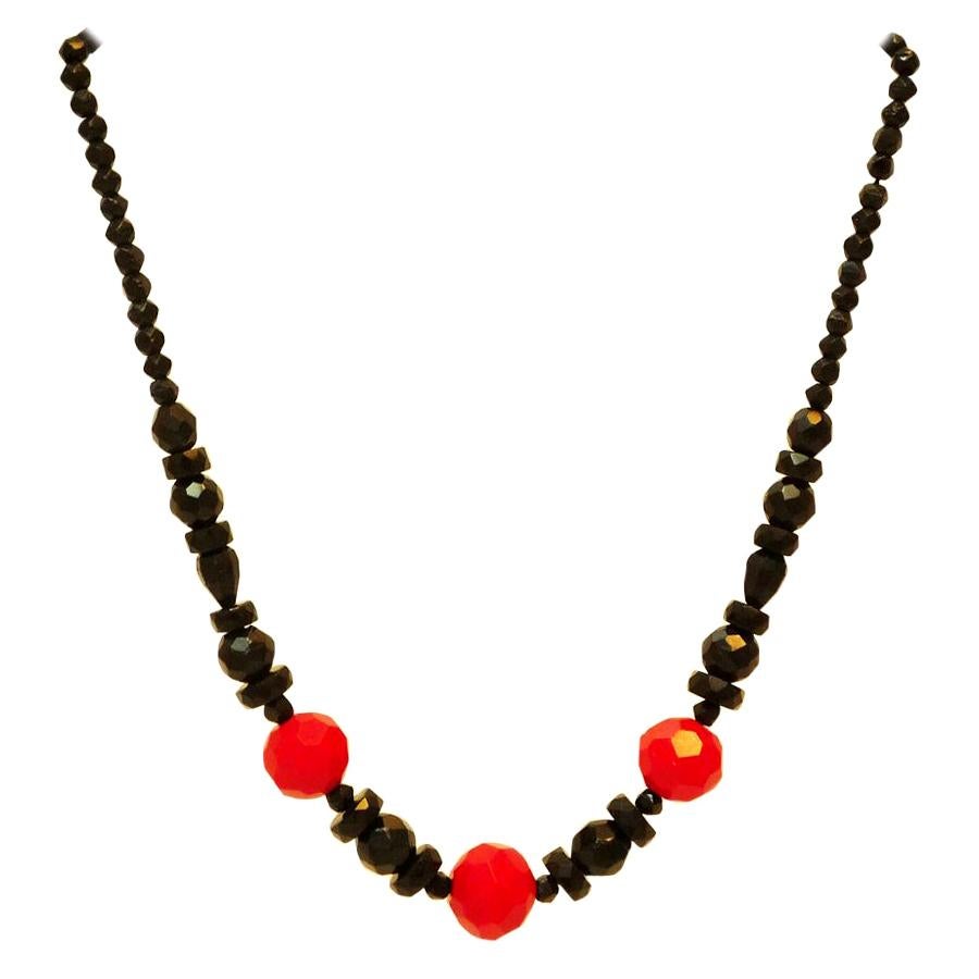 Bakelite necklace with facetted beads, gradient, Art Deco, France around 1920
