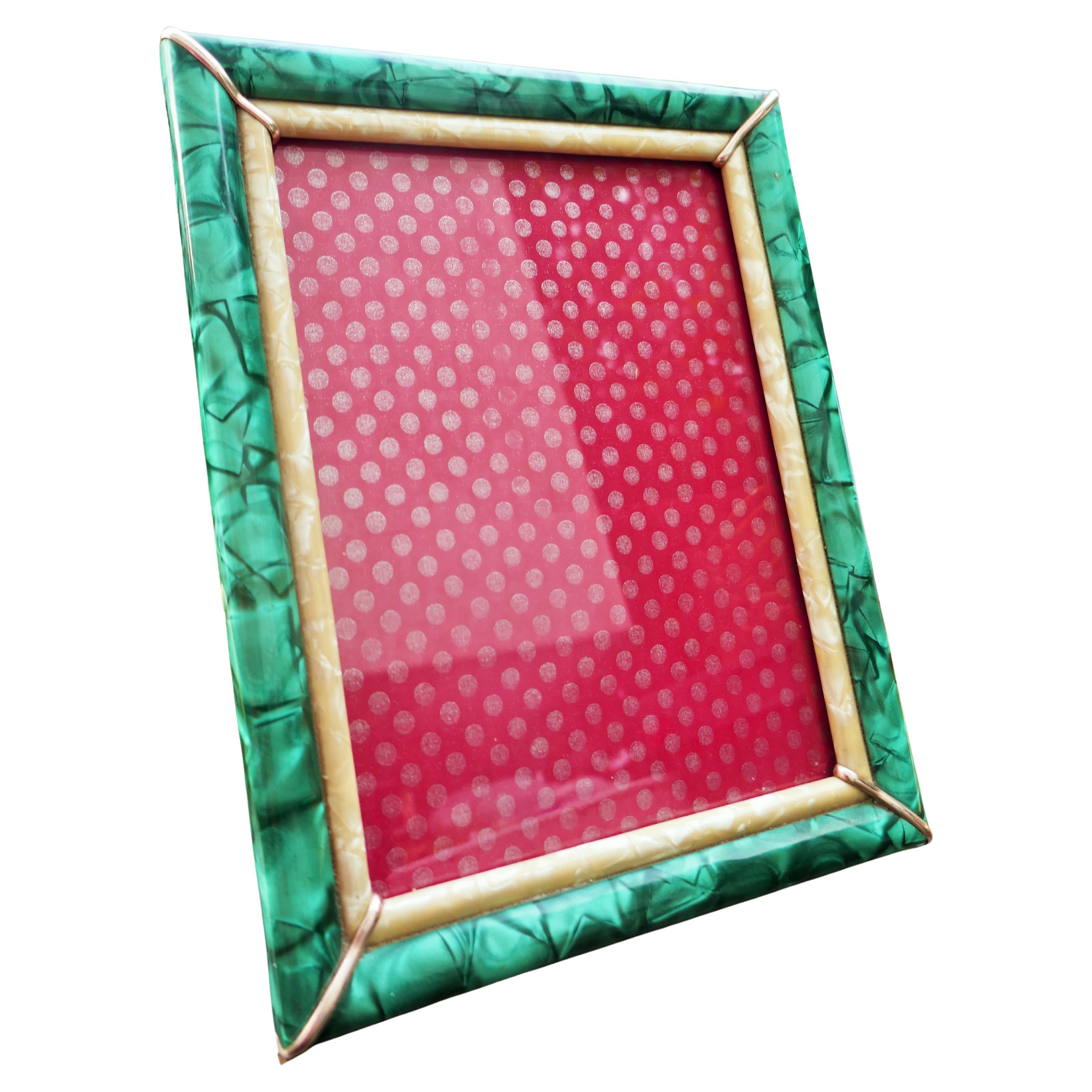 Bakelite or early plastic photo frame by Giulio Natta.
Front glass
Production L.A.C.S.A. Bologna
Good condition.
Thanks
