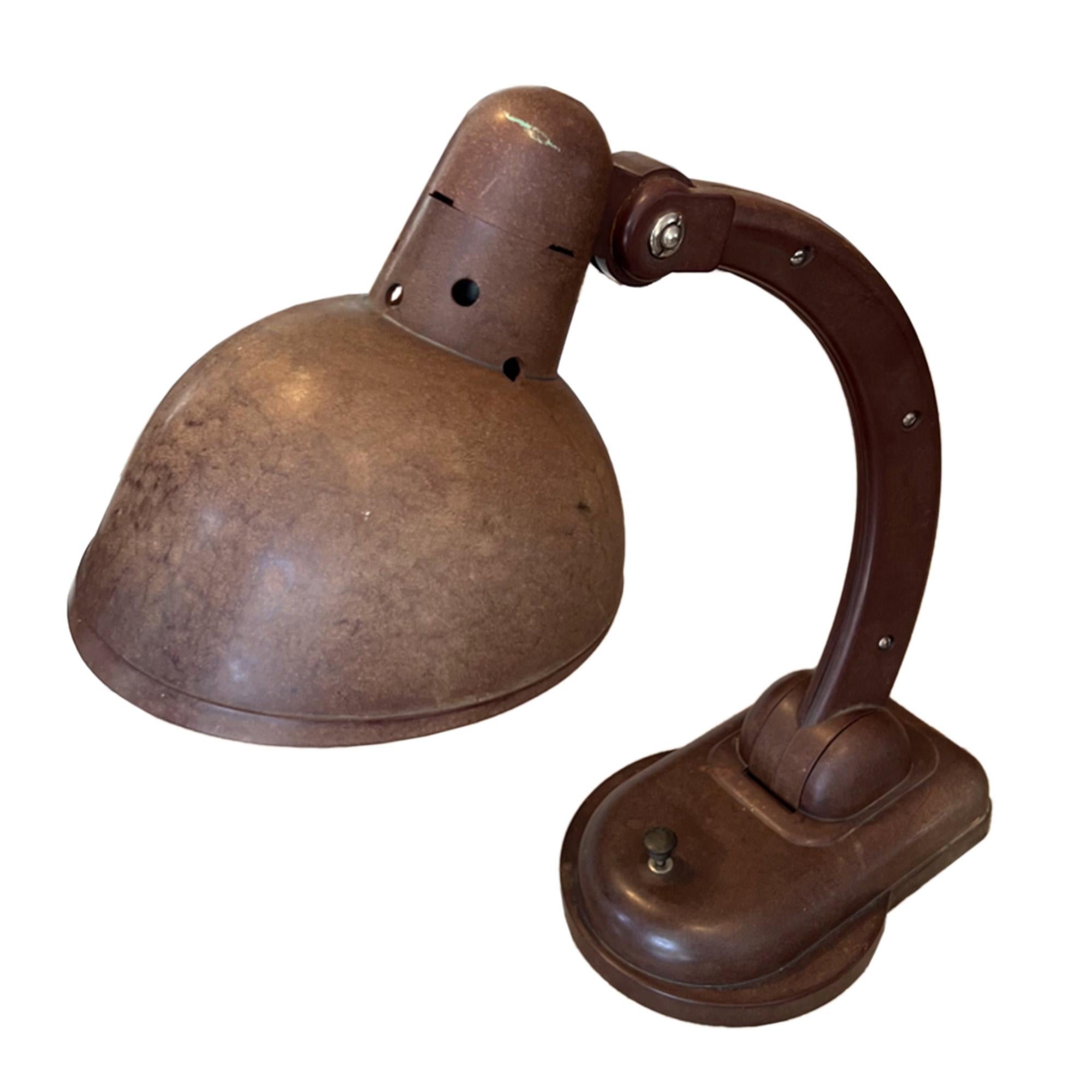 Burnished Bakelite 'Sigma' 1930s Desk Lamp by Christian Dell For Sale