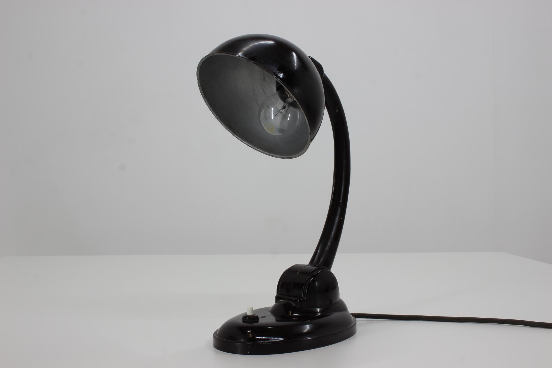 bakelite lamp