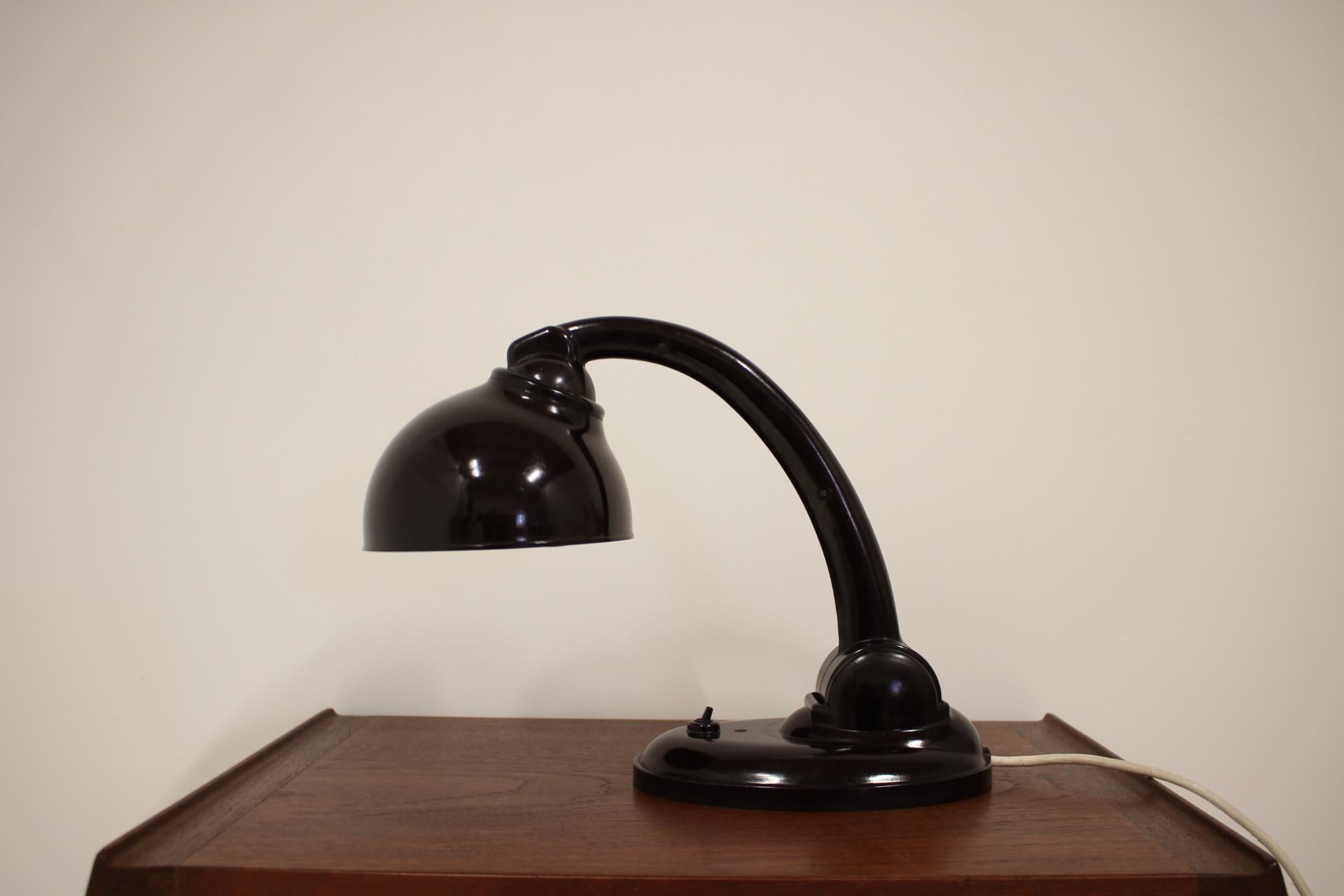 Mid-20th Century Bakelite Table Lamp by Eric Kirkman Cole, 1930s
