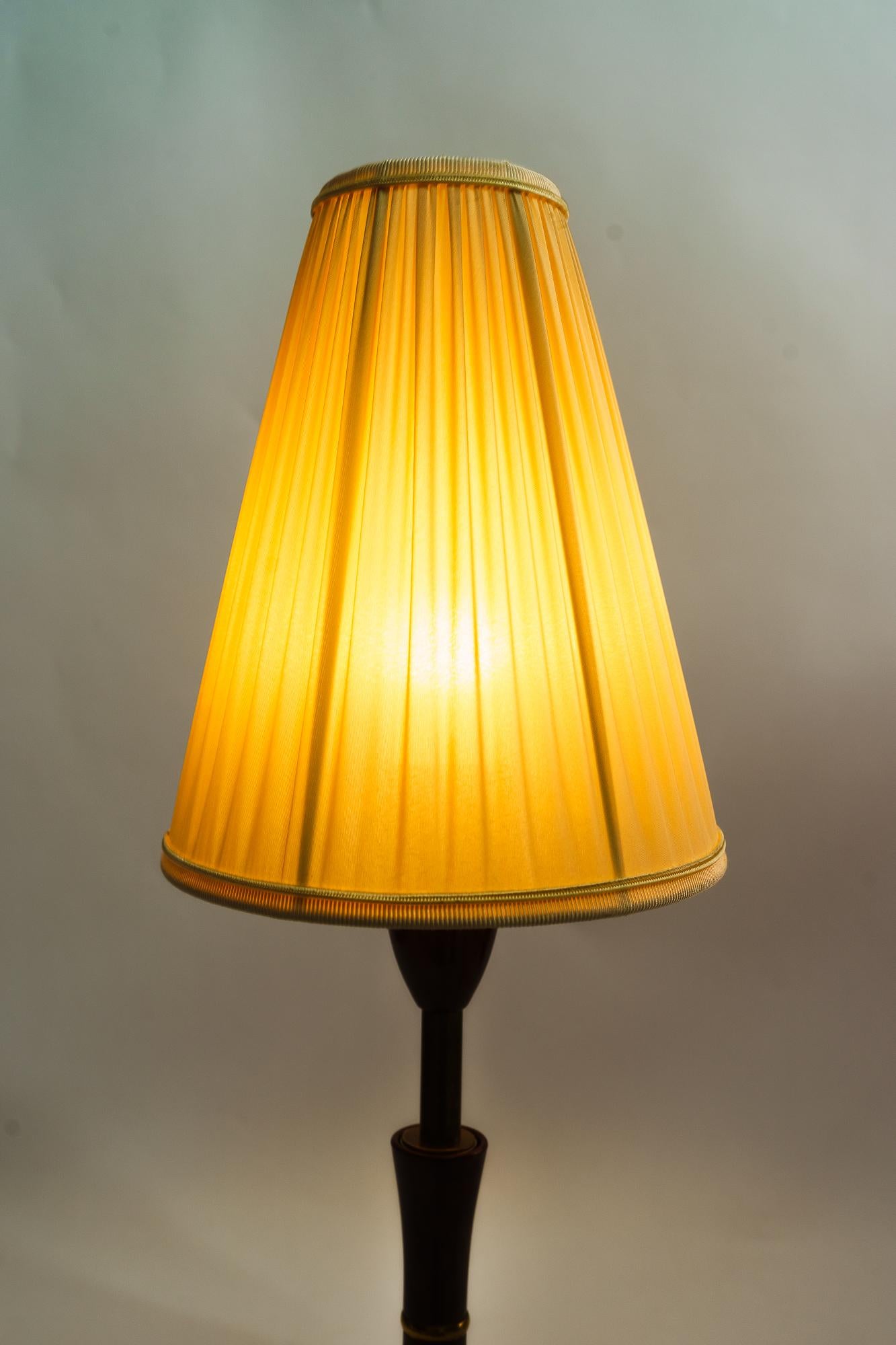 Bakelite Table Lamp Vienna with Fabric Shade Around 1930s In Good Condition For Sale In Wien, AT