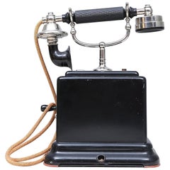 Tischphone aus Bakelit aus dem Jahr 1947