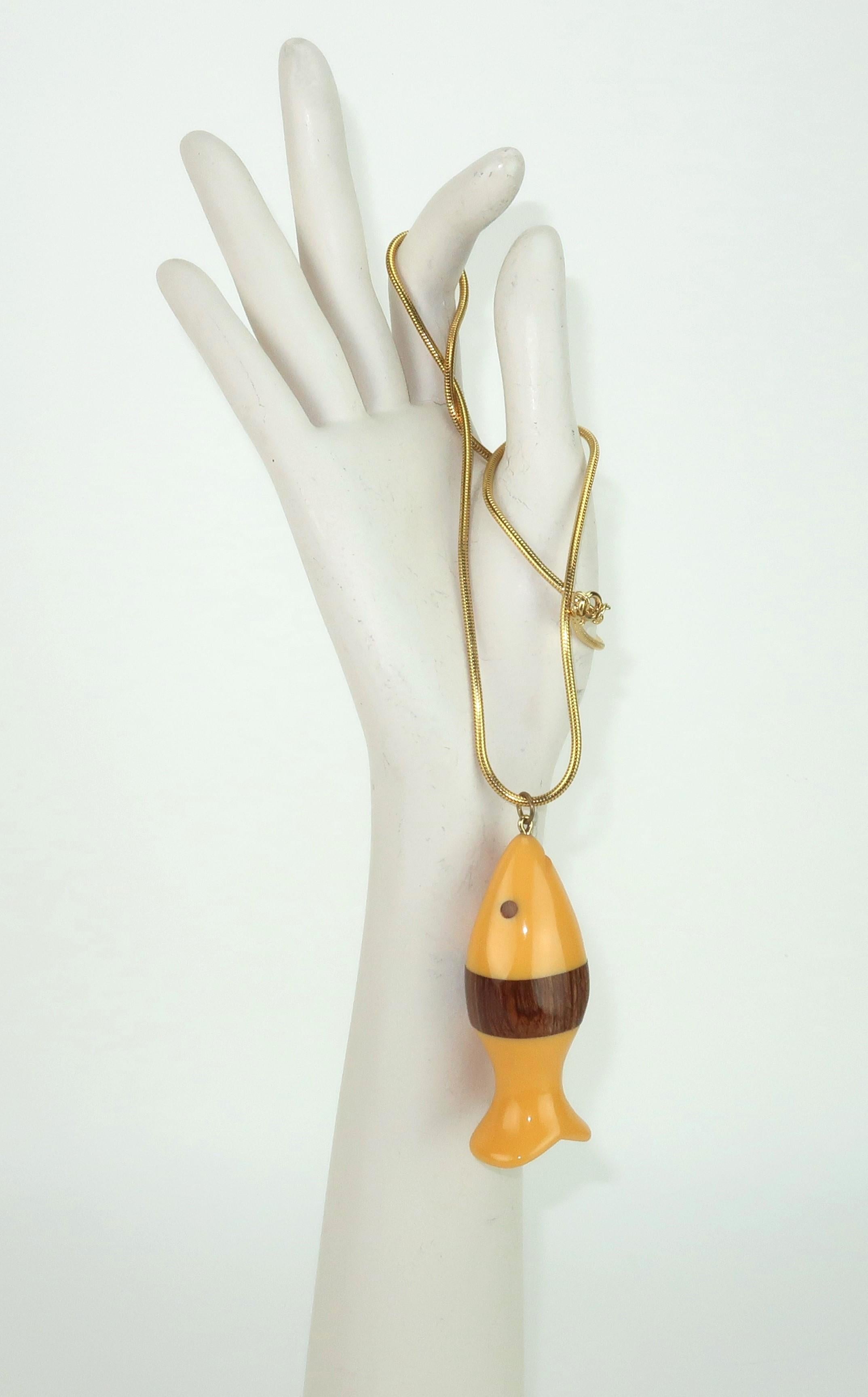 Bakelite & Wood Fish Pendant Necklace, 1960's 6